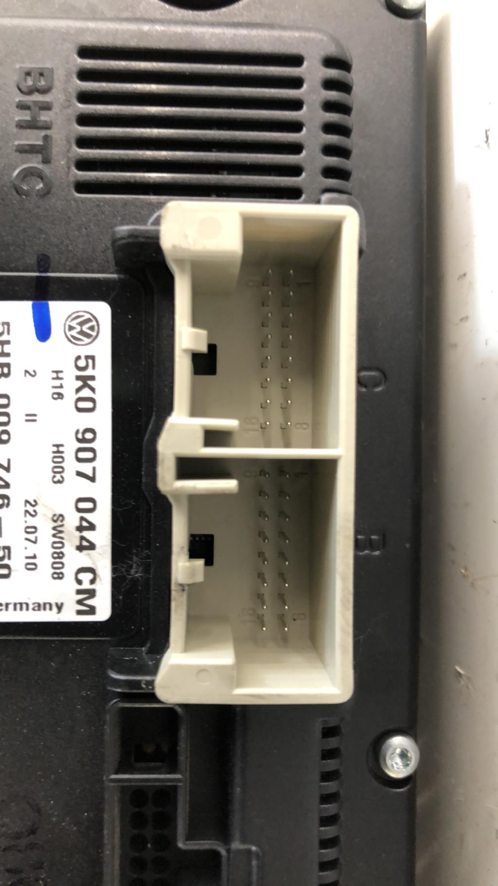 Commande chauffage VOLKSWAGEN TOURAN 2  - 1