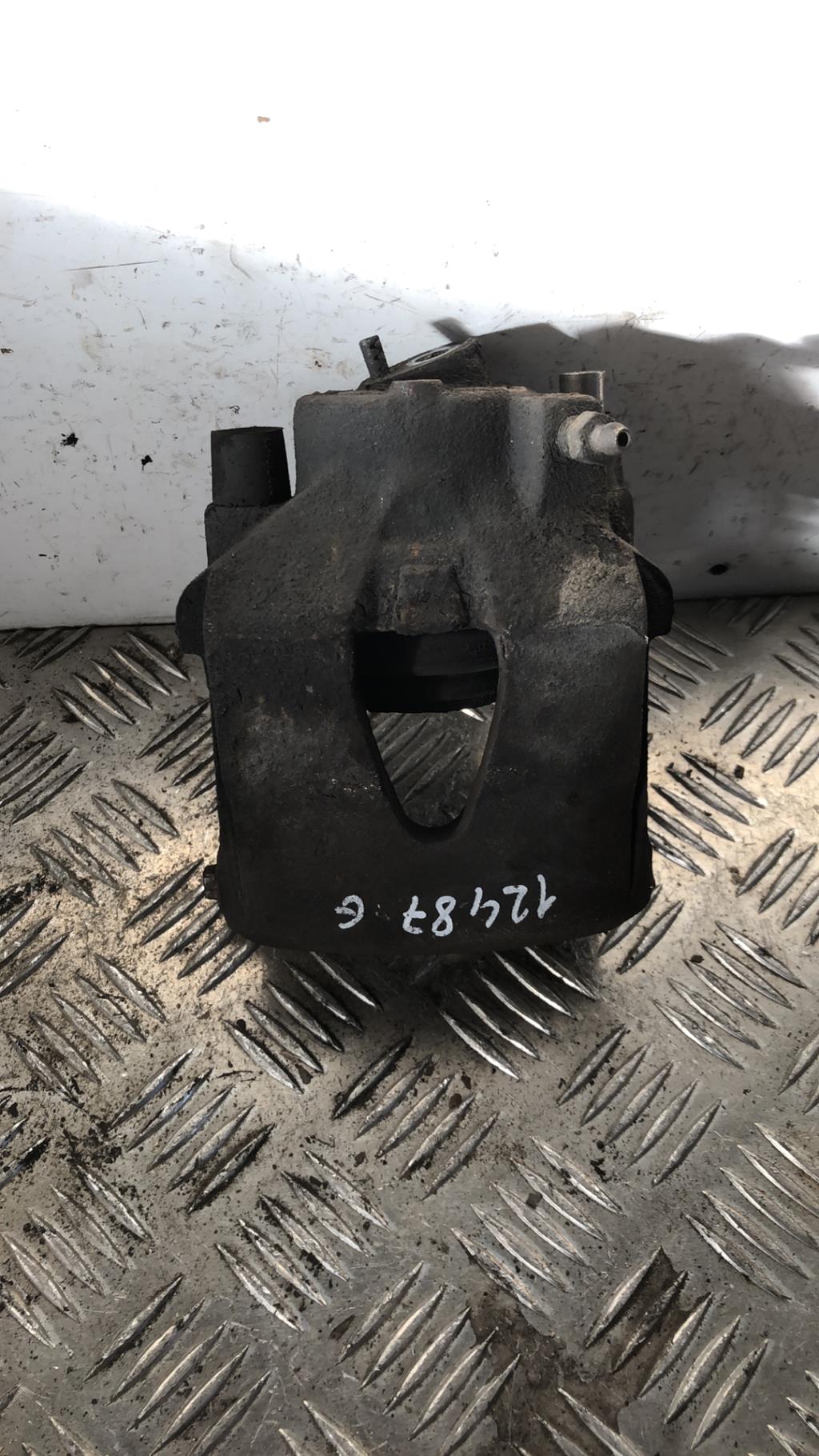 Etrier avant gauche (freinage) AUDI A3 2 SPORTBACK PHASE 1  - 1