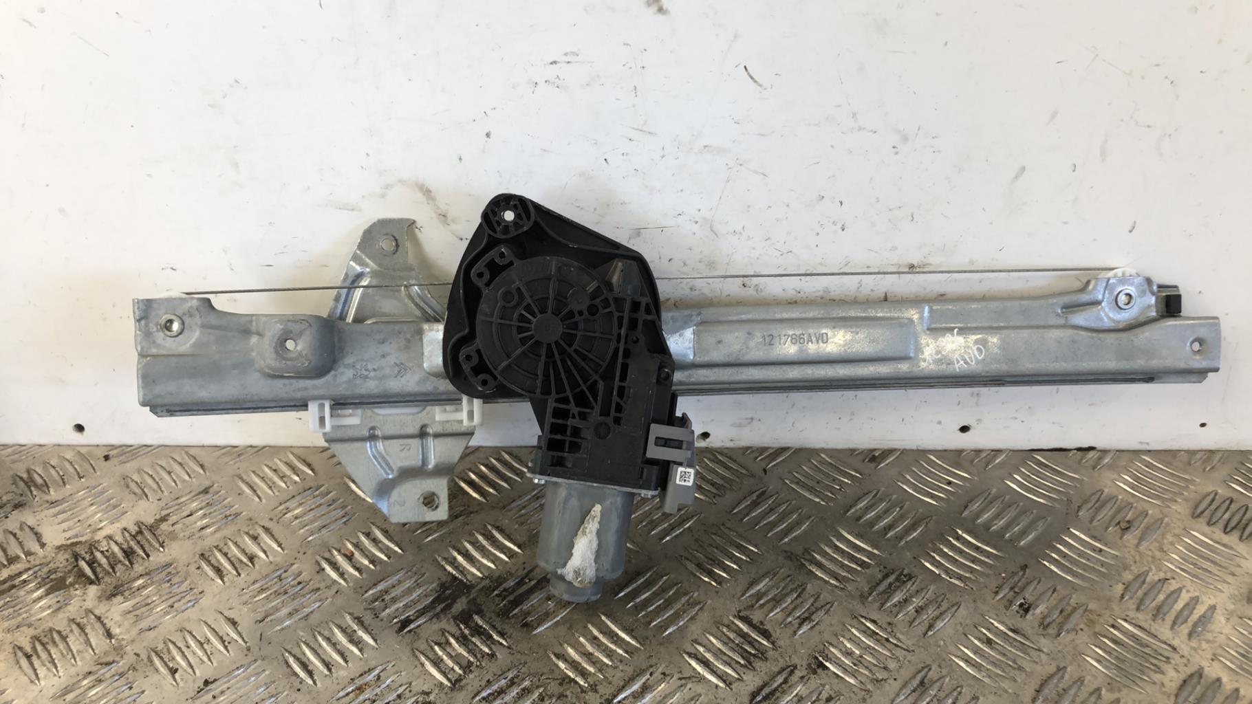 Leve vitre electrique avant droit DS DS4 PHASE 1  - 1