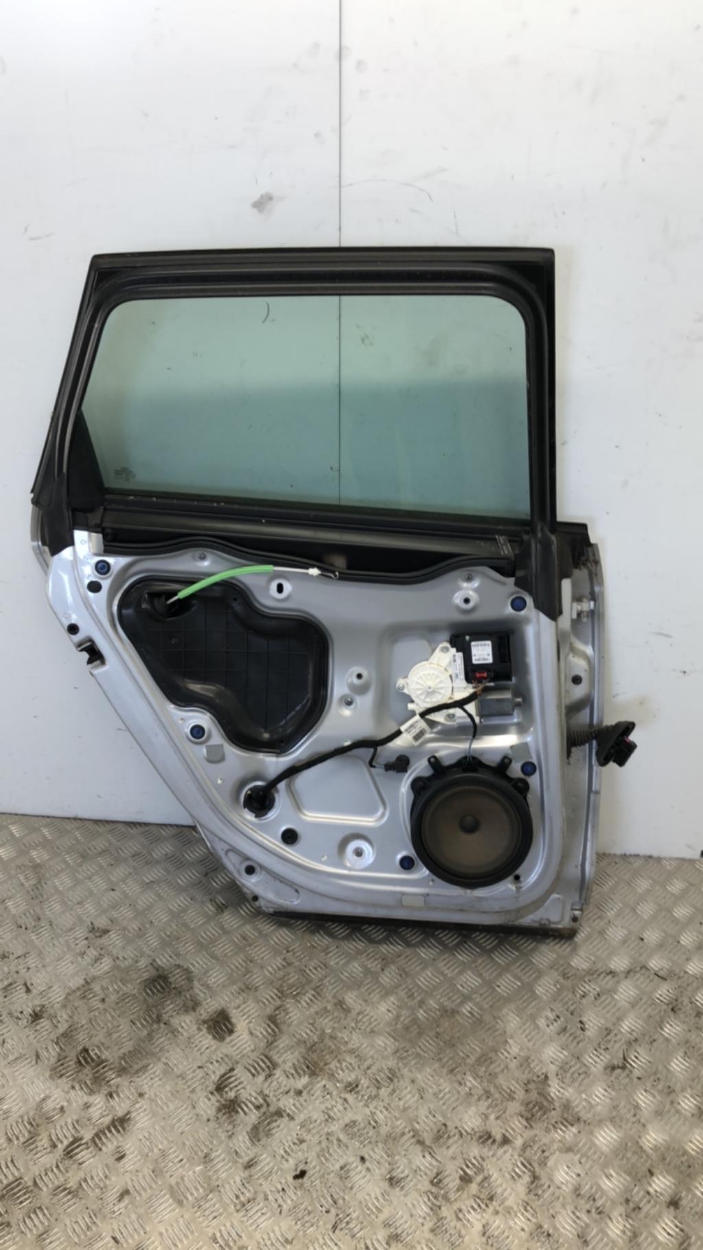 Porte arriere gauche AUDI A3 2 SPORTBACK PHASE 1 Diesel - 1