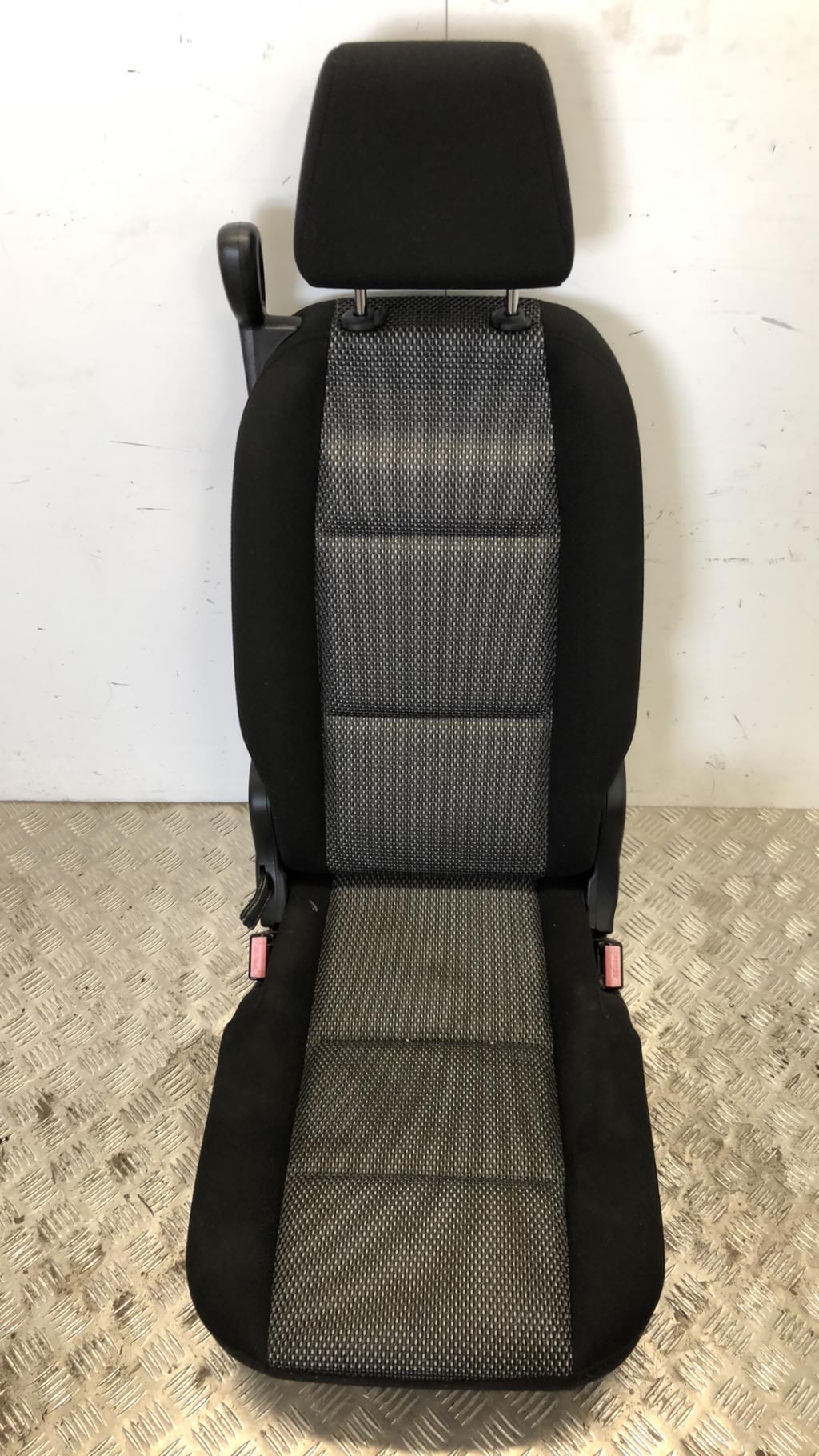 Siege arriere central PEUGEOT 307 PHASE 2 BREAK  - 1