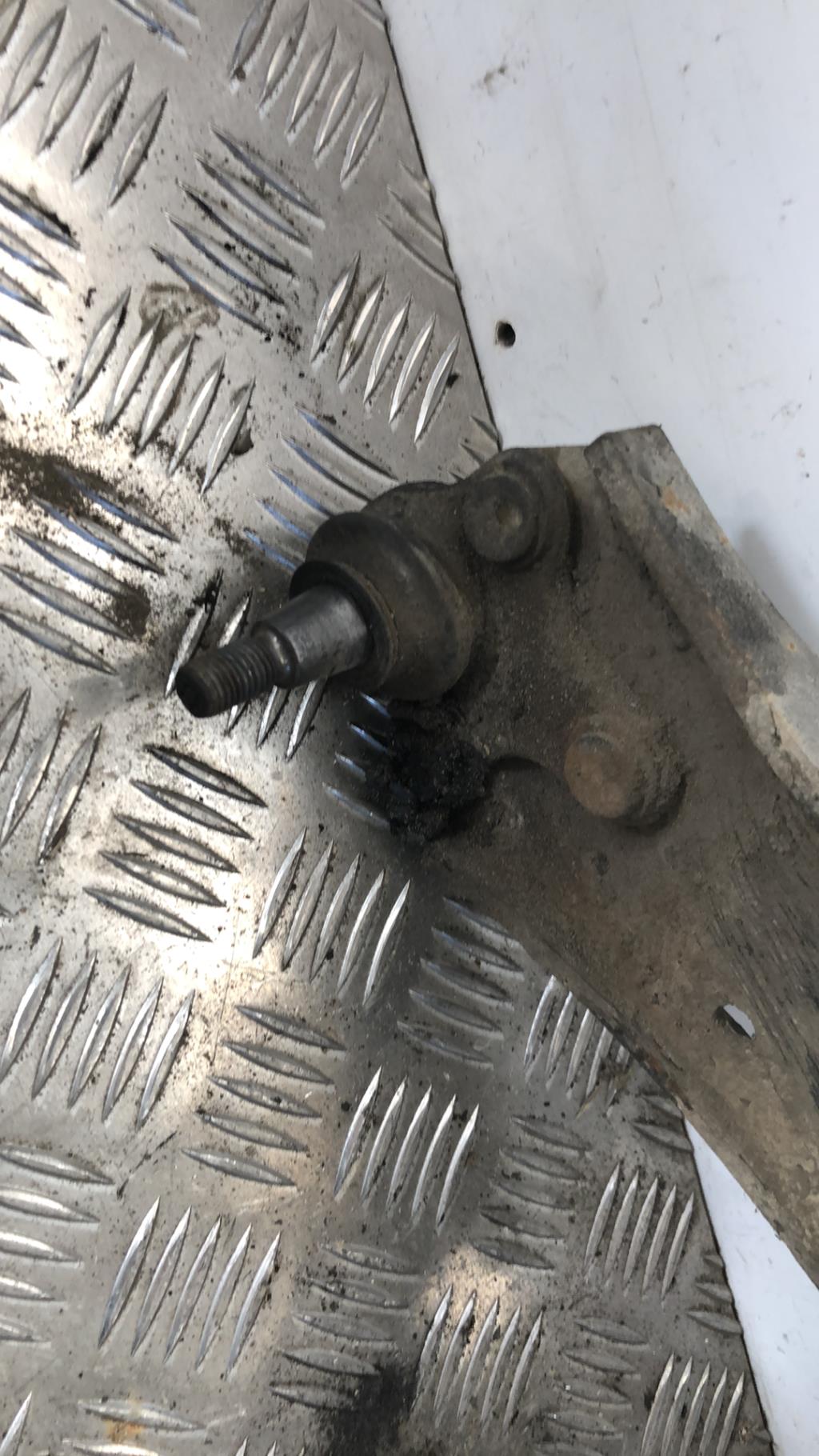 Triangle avant gauche AUDI A3 2 SPORTBACK PHASE 1  - 1