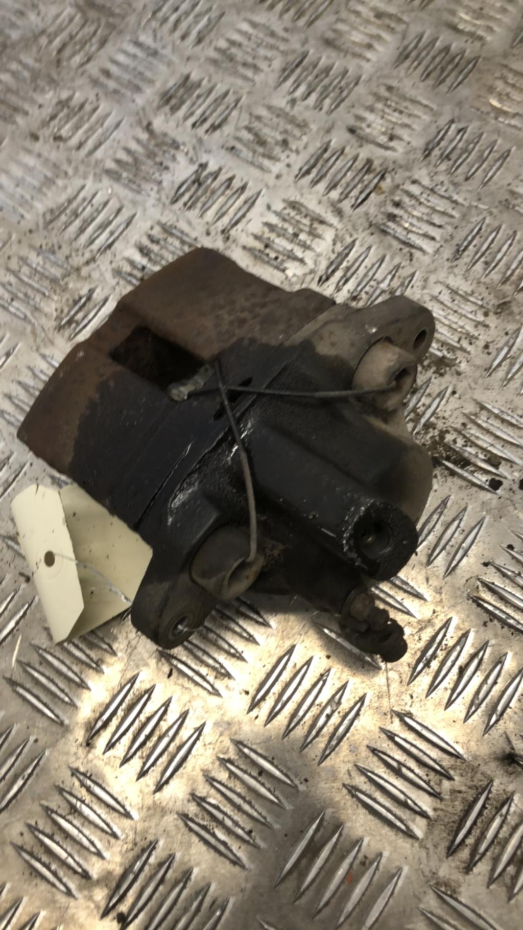 Etrier avant gauche (freinage) RENAULT ESPACE 2 PHASE 1 Diesel - 1