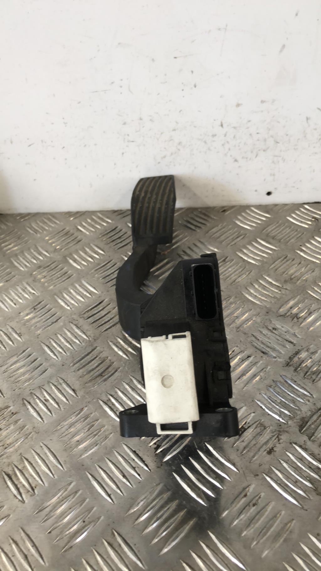 Pedale d'accelerateur OPEL CORSA D PHASE 1  - 1
