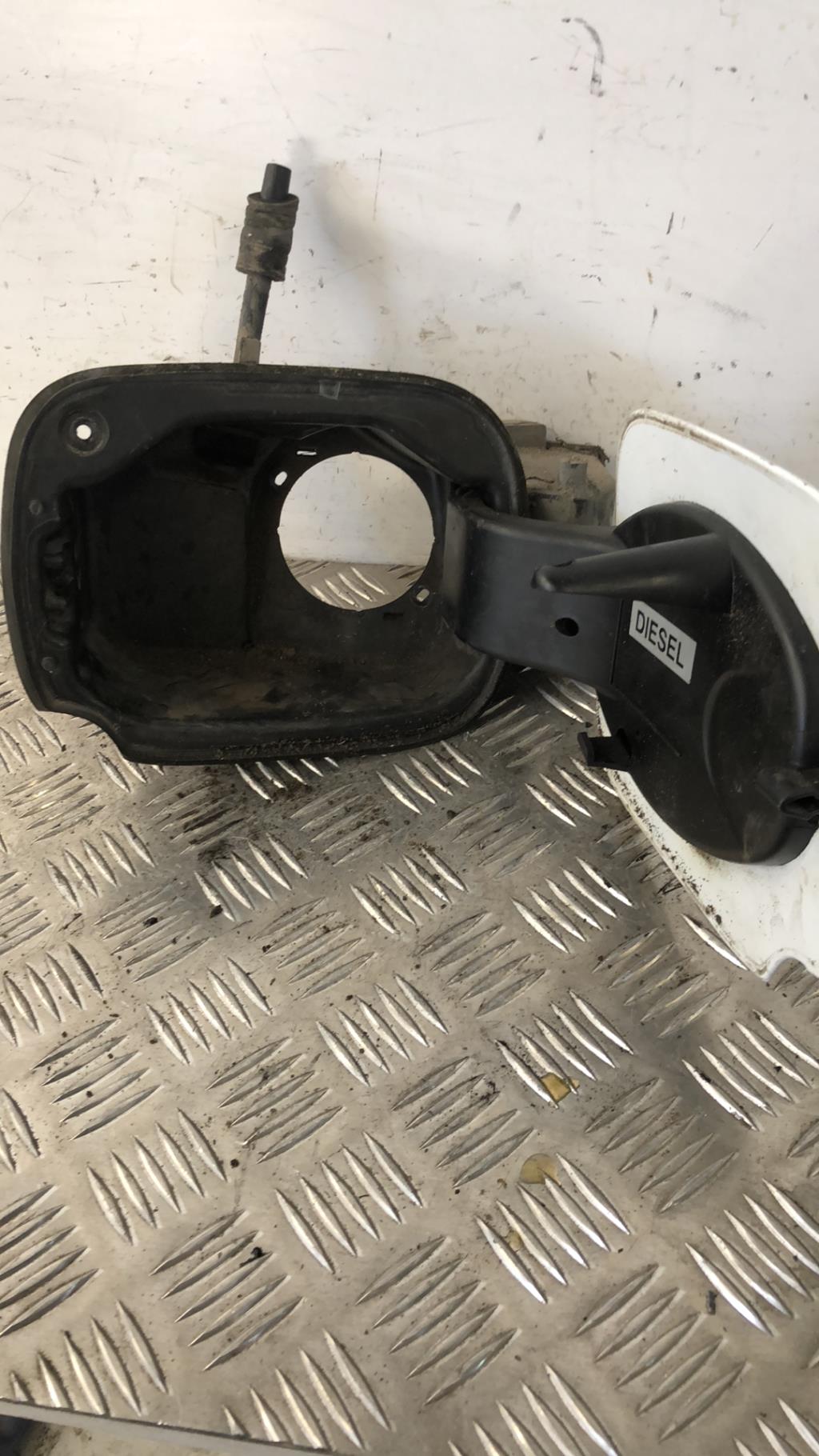 Trappe d'essence RENAULT CLIO 3 PHASE 2 Diesel - 1