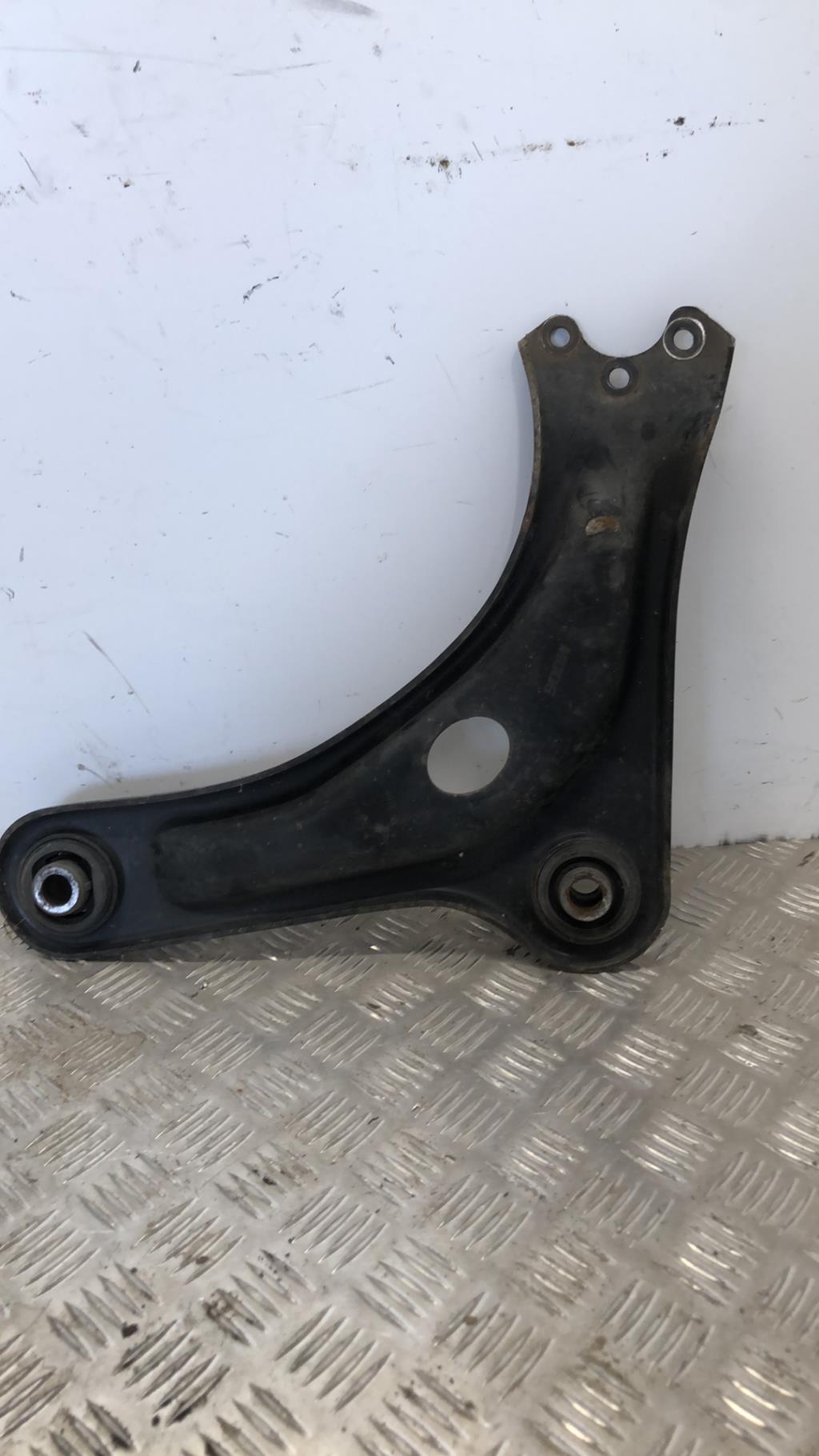 Triangle avant droit CITROEN C3 PLURIEL PHASE 1 CABRIOLET Diesel - 1