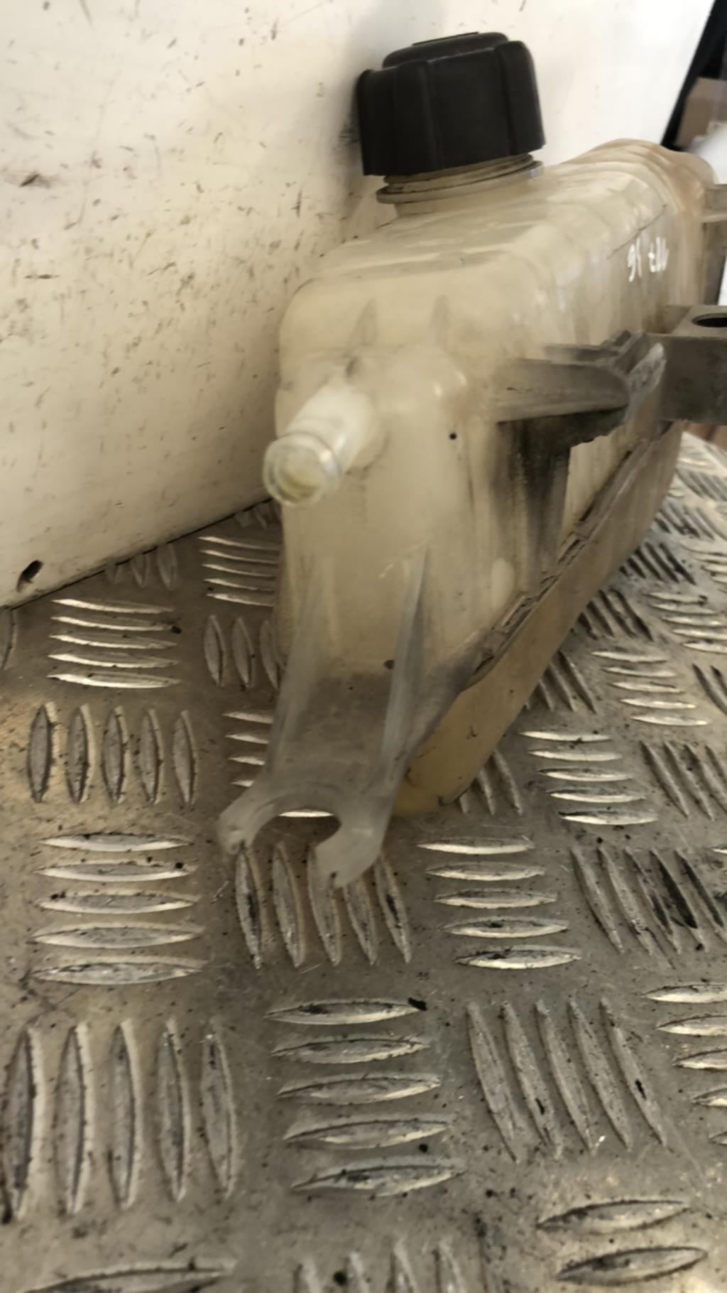 Vase d'expansion RENAULT CLIO 3 PHASE 2 Diesel - 1