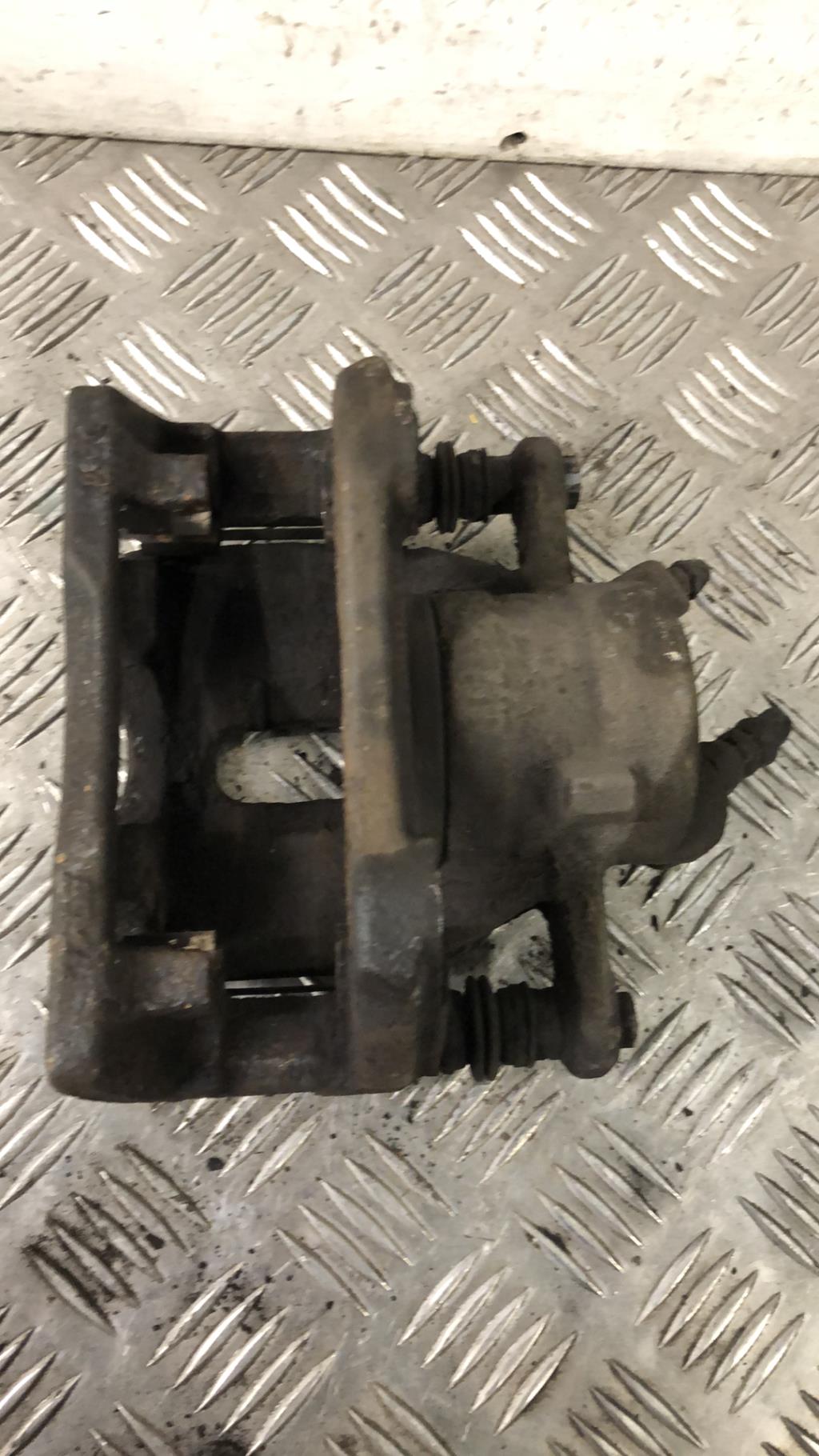 Etrier avant gauche (freinage) RENAULT MODUS PHASE 1 Essence - 1