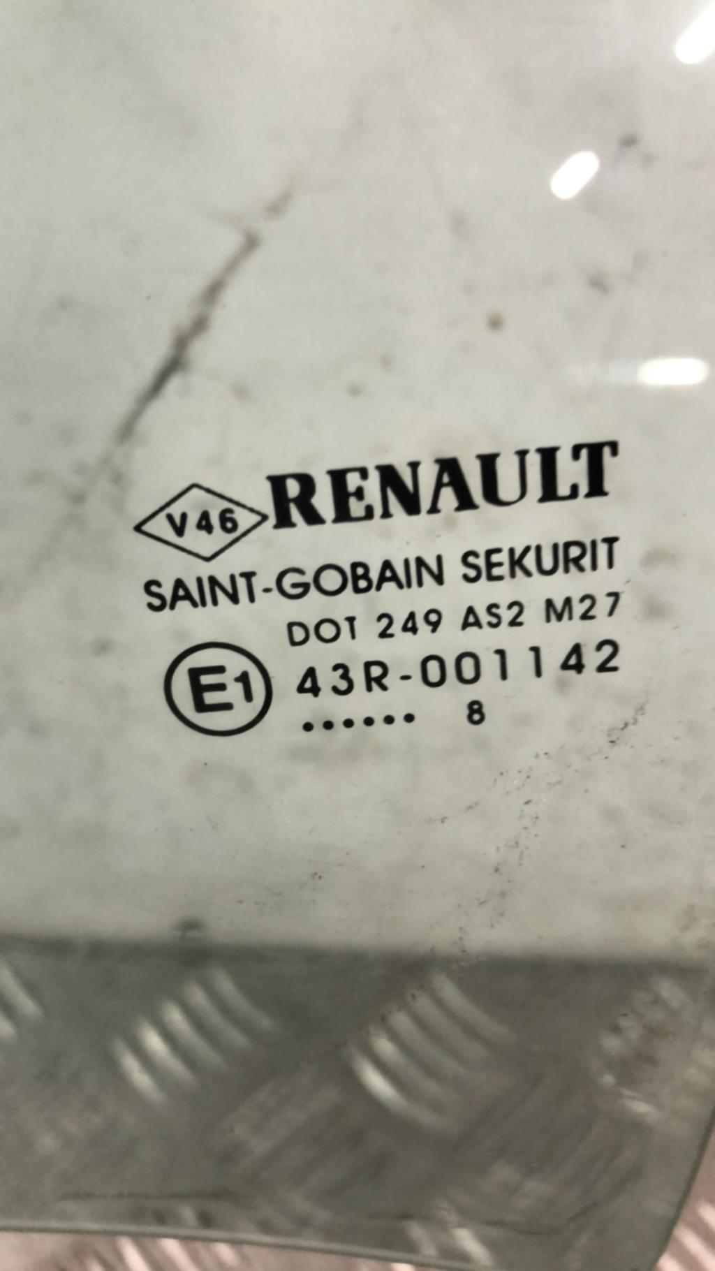 Vitre arriere gauche RENAULT MEGANE 2 PHASE 2 BREAK Diesel - 1