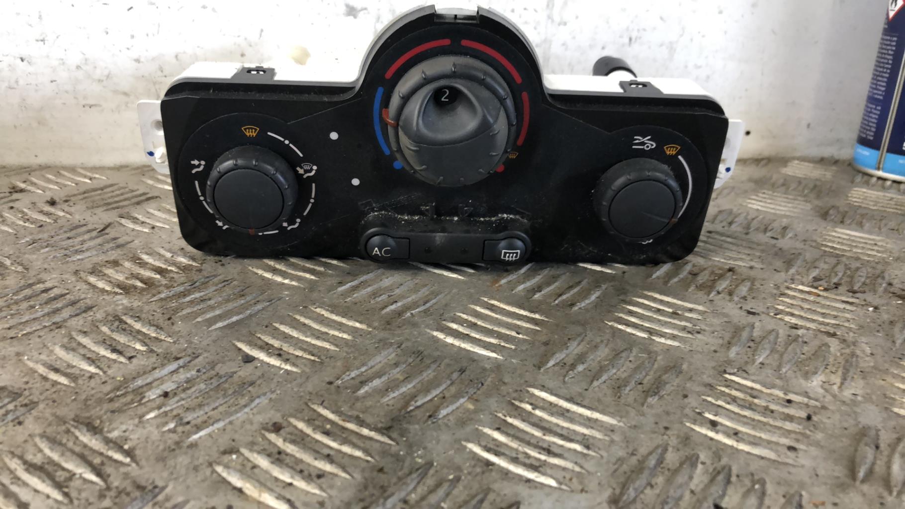 Commande chauffage RENAULT CLIO 3 PHASE 2  - 1