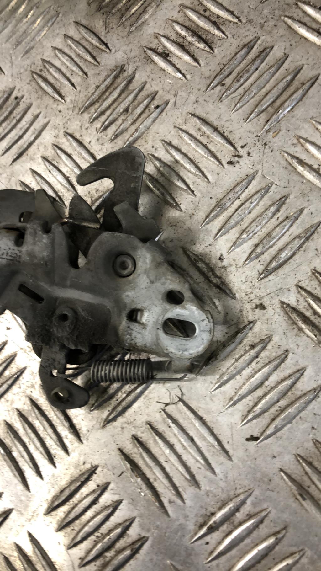 Serrure de capot PEUGEOT EXPERT 2 Diesel - 1