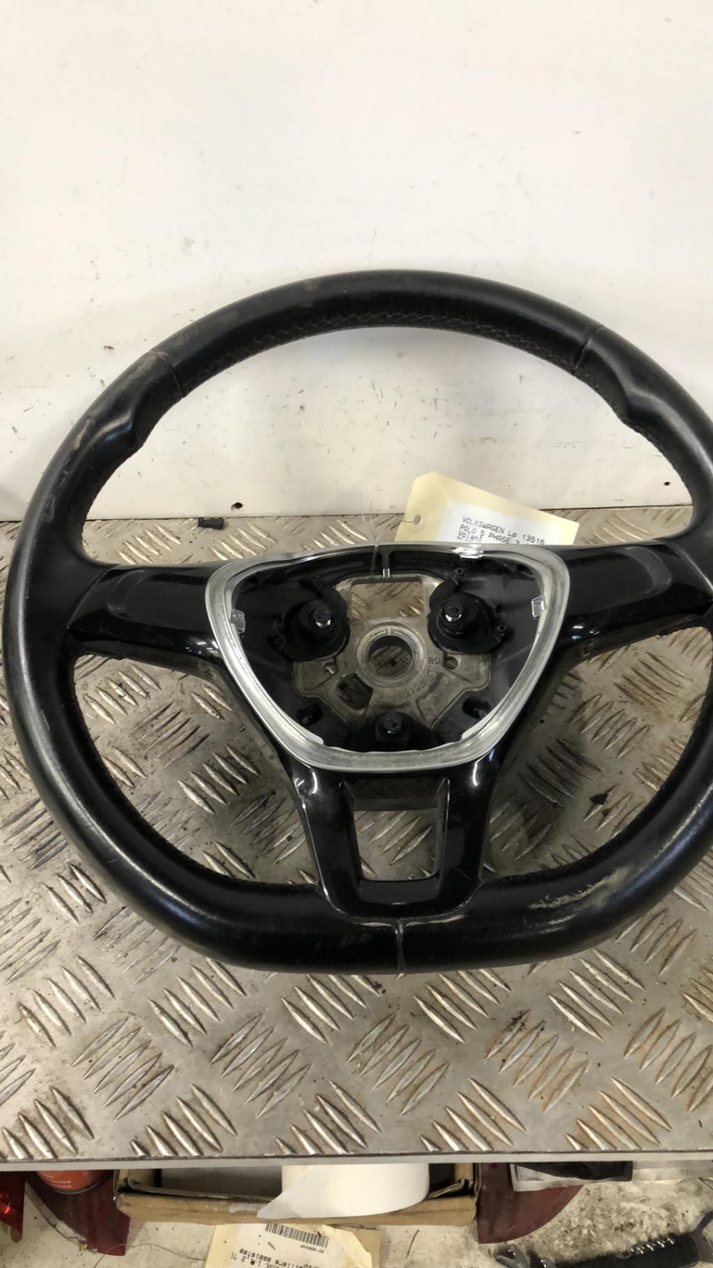 Volant VOLKSWAGEN POLO 5 PHASE 2  - 1