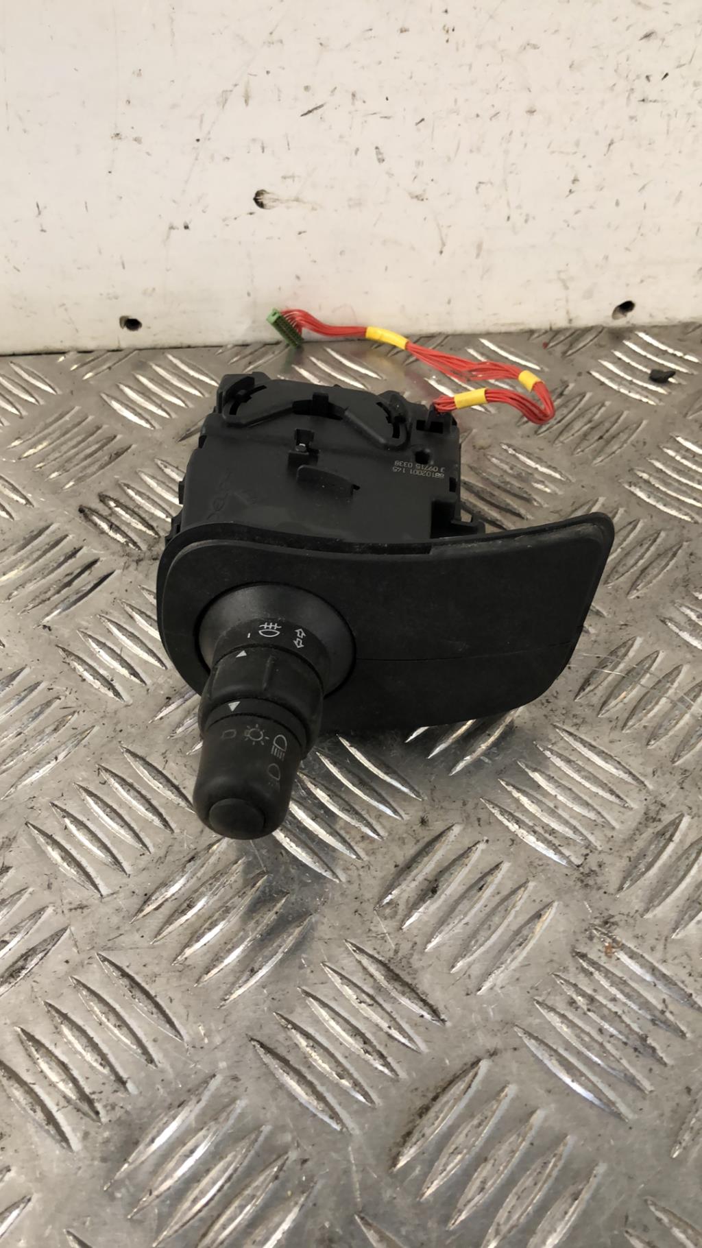 Commodo phare RENAULT KANGOO 2 PHASE 2  - 1