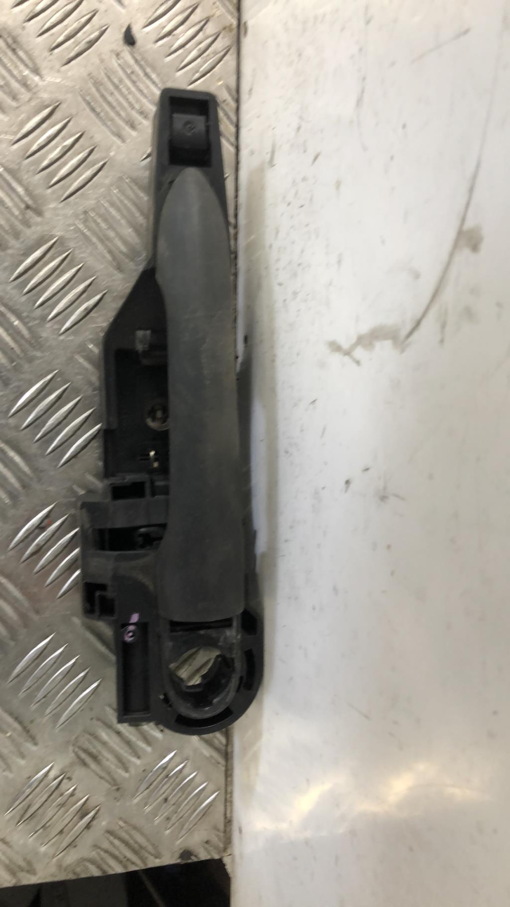 Poignee porte avant gauche RENAULT KANGOO 2 PHASE 2  - 1