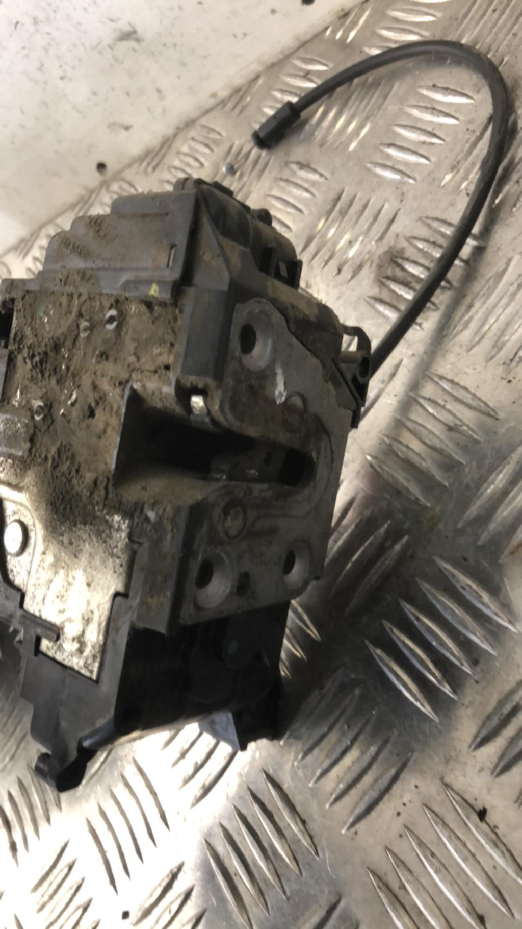 Serrure avant droit RENAULT KANGOO 2 PHASE 2  - 1