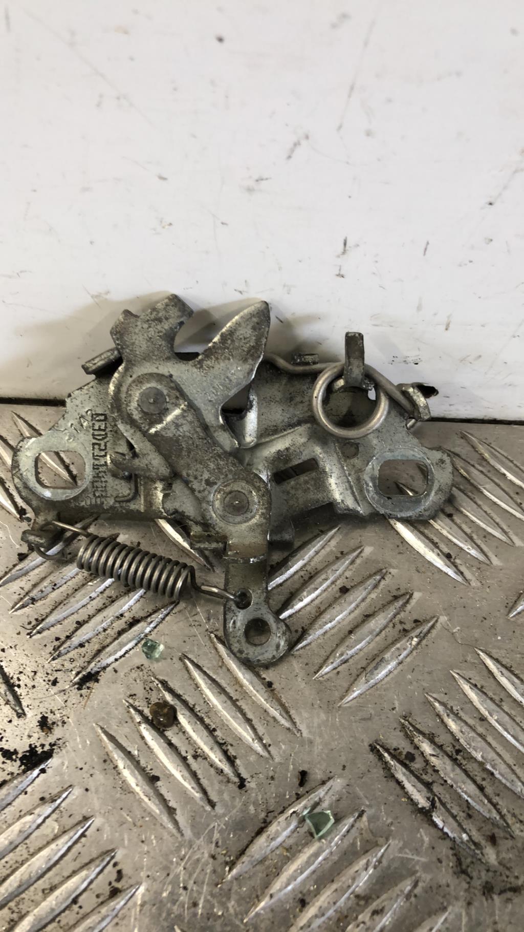 Serrure de capot PEUGEOT 208 1 PHASE 1 Diesel - 1
