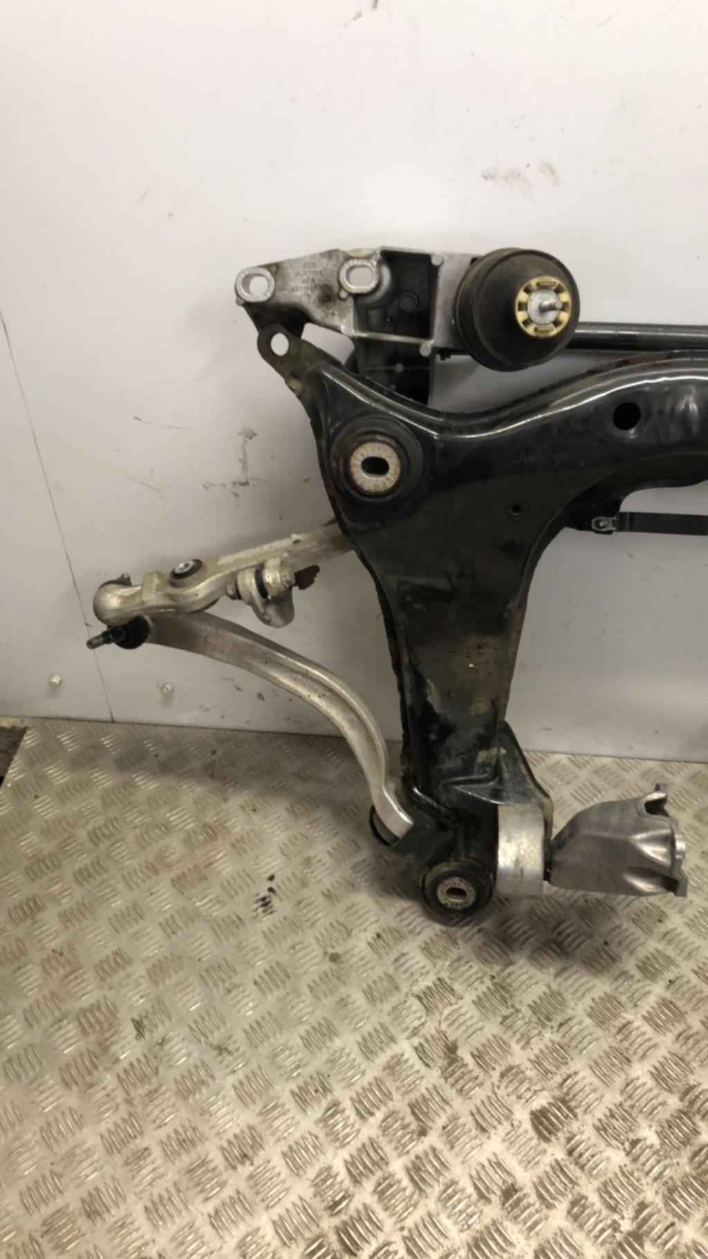 Berceau avant AUDI A4 1 PHASE 2  - 1