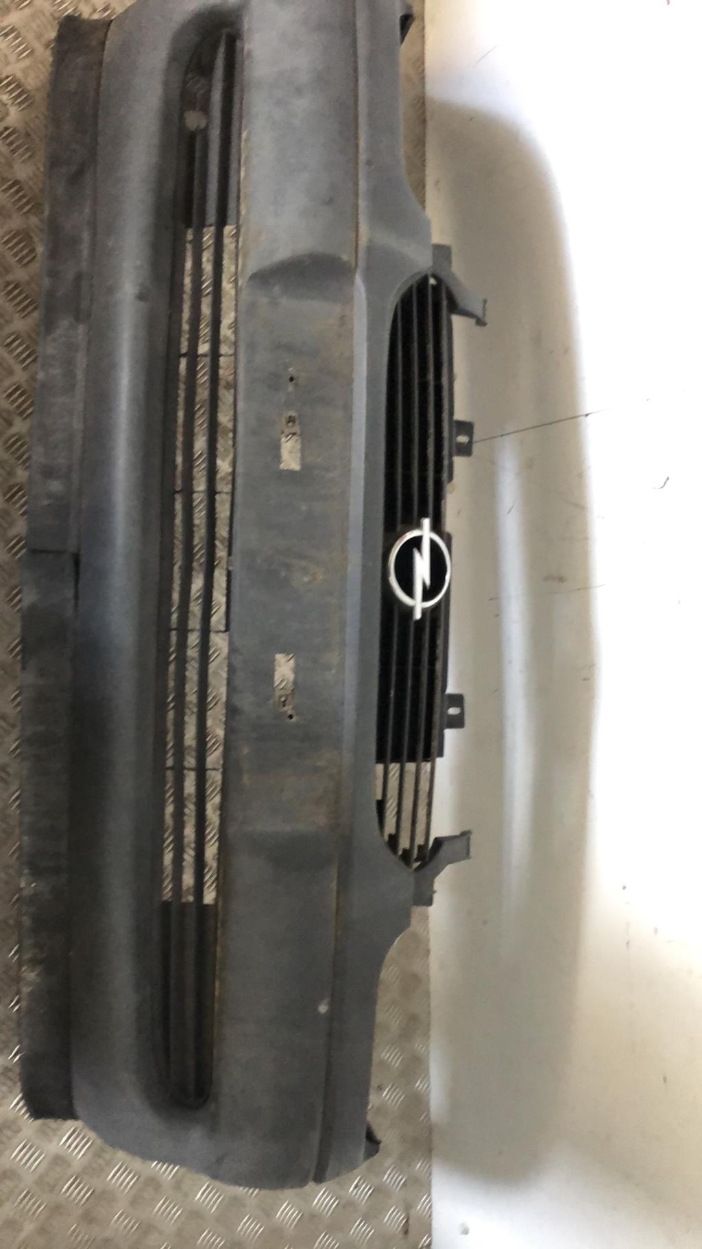 Pare choc avant OPEL CORSA B PHASE 2 Essence - 1
