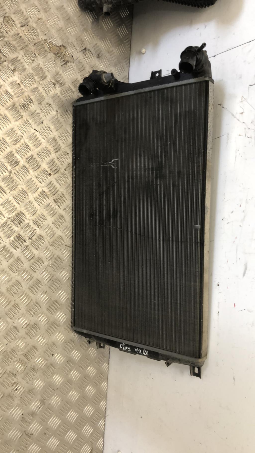 Radiateur eau VOLKSWAGEN GOLF 5  - 1