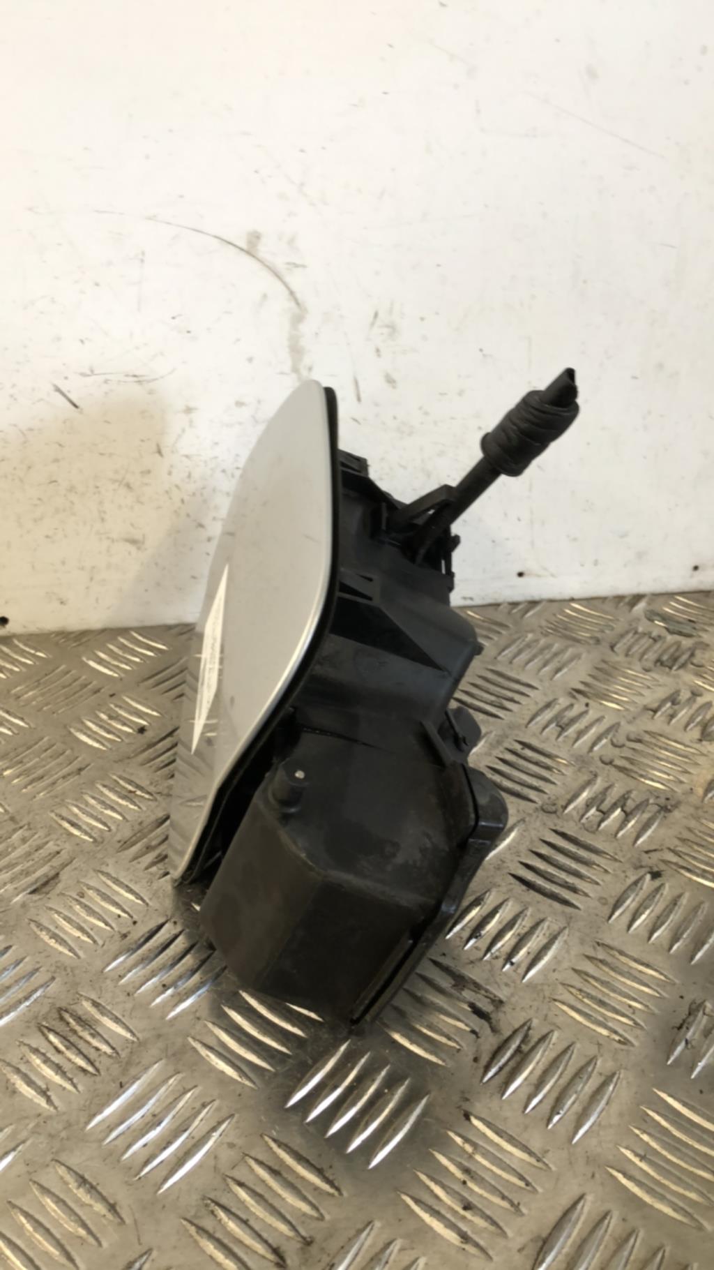 Trappe d'essence RENAULT CLIO 3 PHASE 2 Diesel - 1