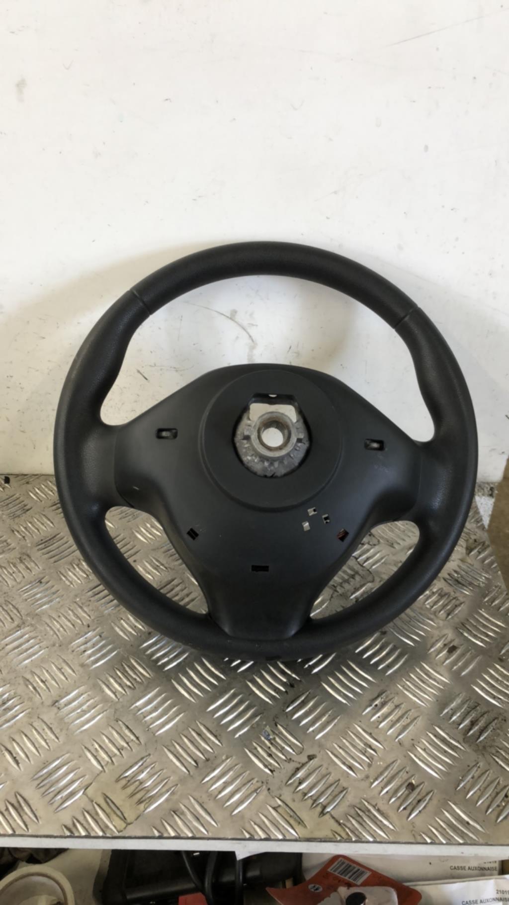 Volant RENAULT CLIO 4 PHASE 1  - 1