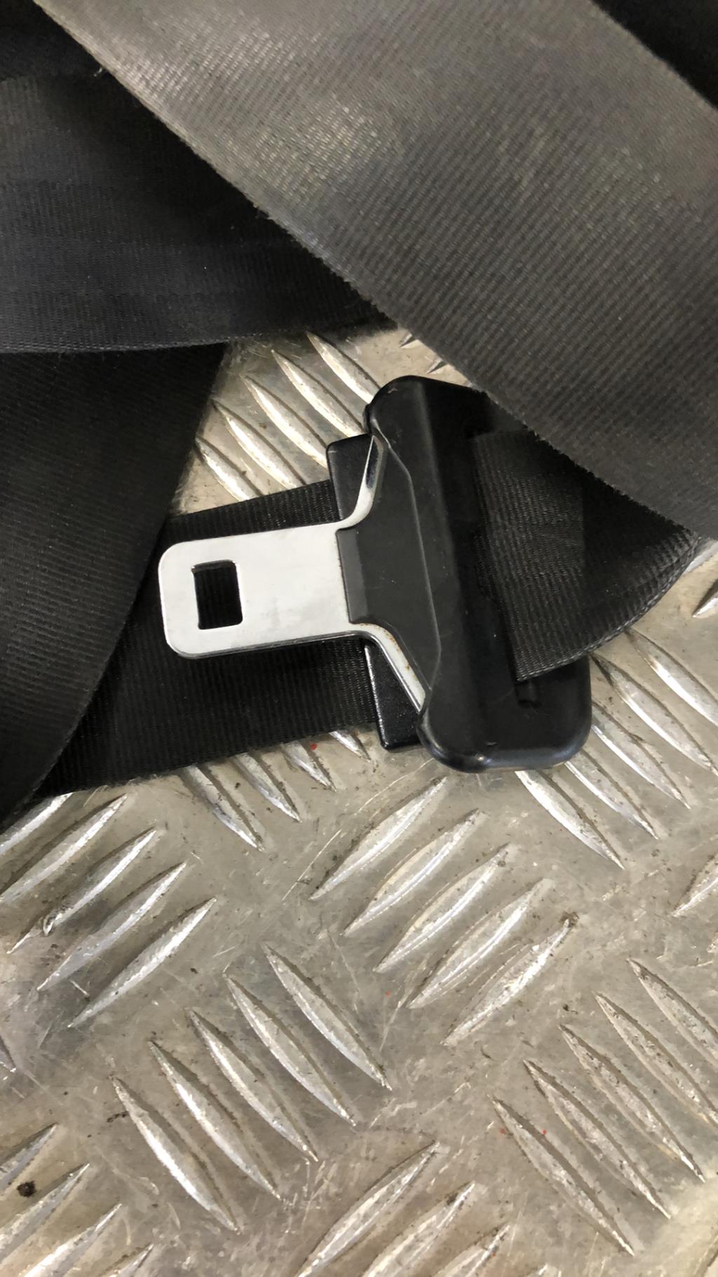 Ceinture avant droit RENAULT TRAFIC 2 PHASE 1 Diesel - 1