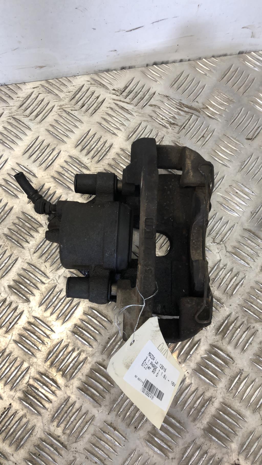 Etrier avant droit (freinage) MAZDA 3 1 PHASE 1  - 1