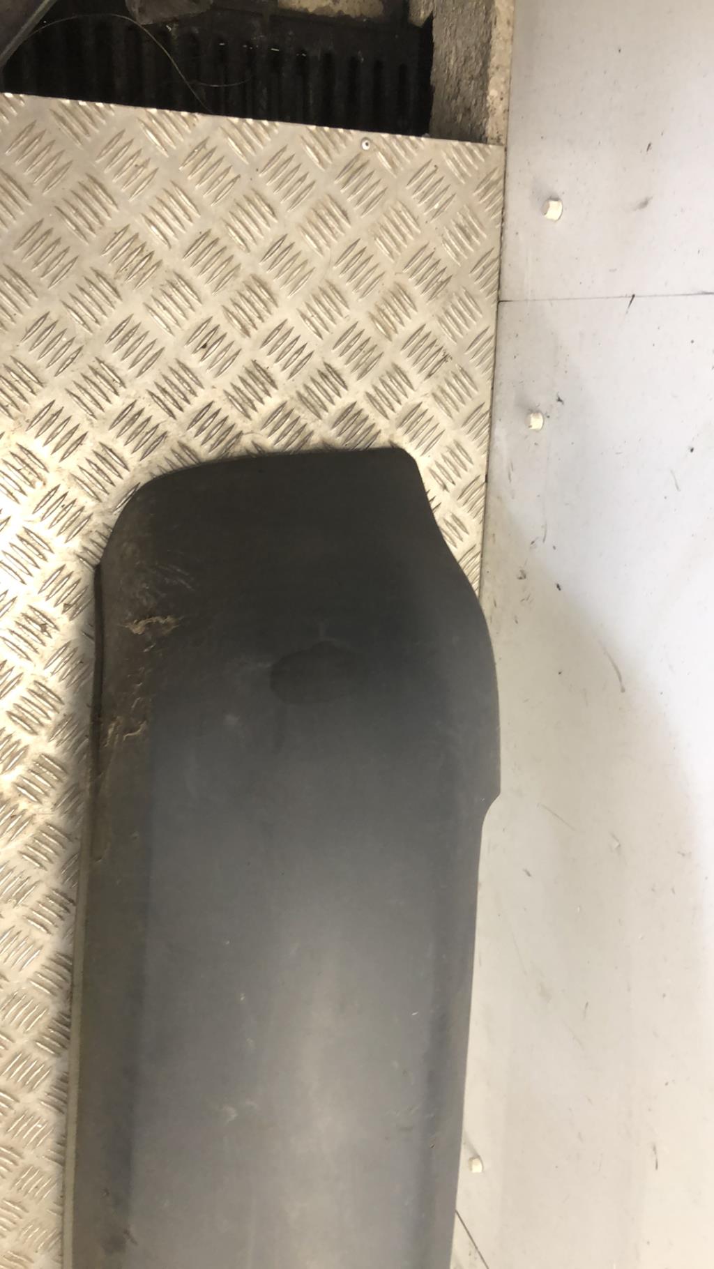 Pare choc arriere VOLKSWAGEN CADDY 3 PHASE 1  - 1