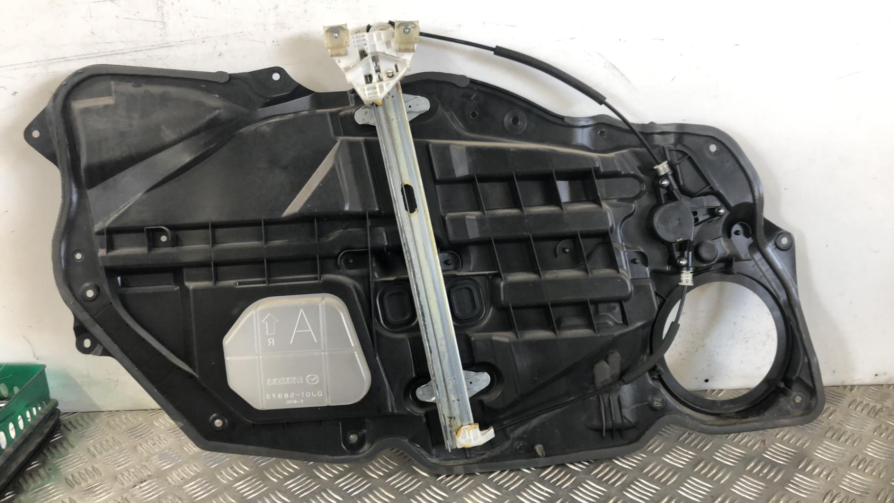 Leve vitre electrique avant droit MAZDA 2 2 PHASE 1 Diesel - 1