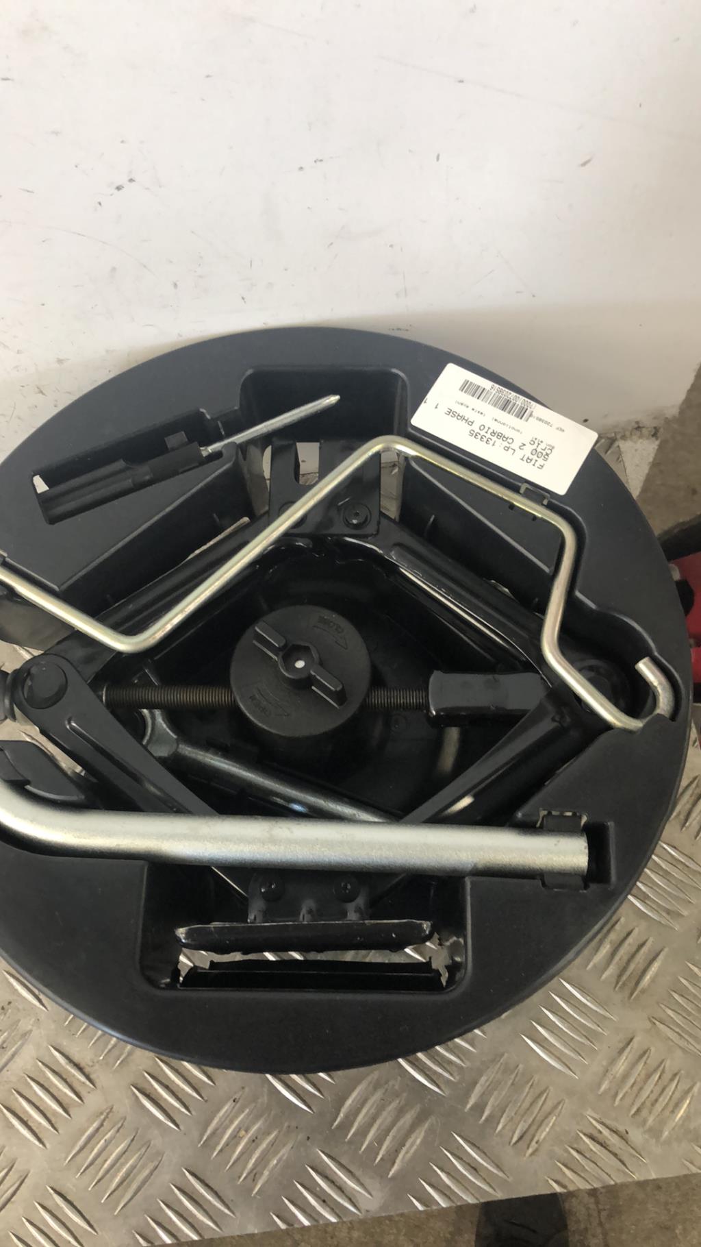 Cric (Ensemble depannage) FIAT 500 2 CABRIO PHASE 1  - 1