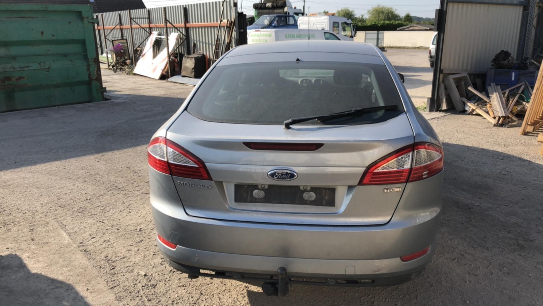Attelage (boule de remorquage) FORD MONDEO 3 PHASE 1 Diesel - 1