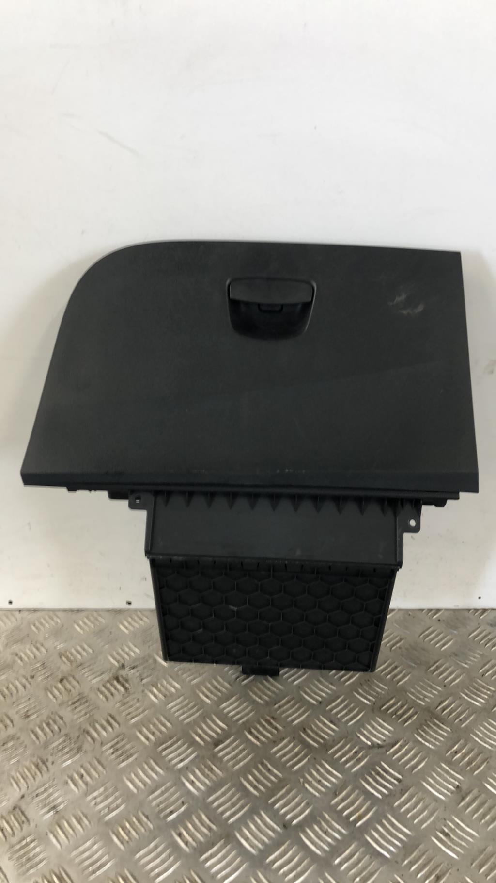Boite a gants SEAT IBIZA 4 PHASE 2  - 1