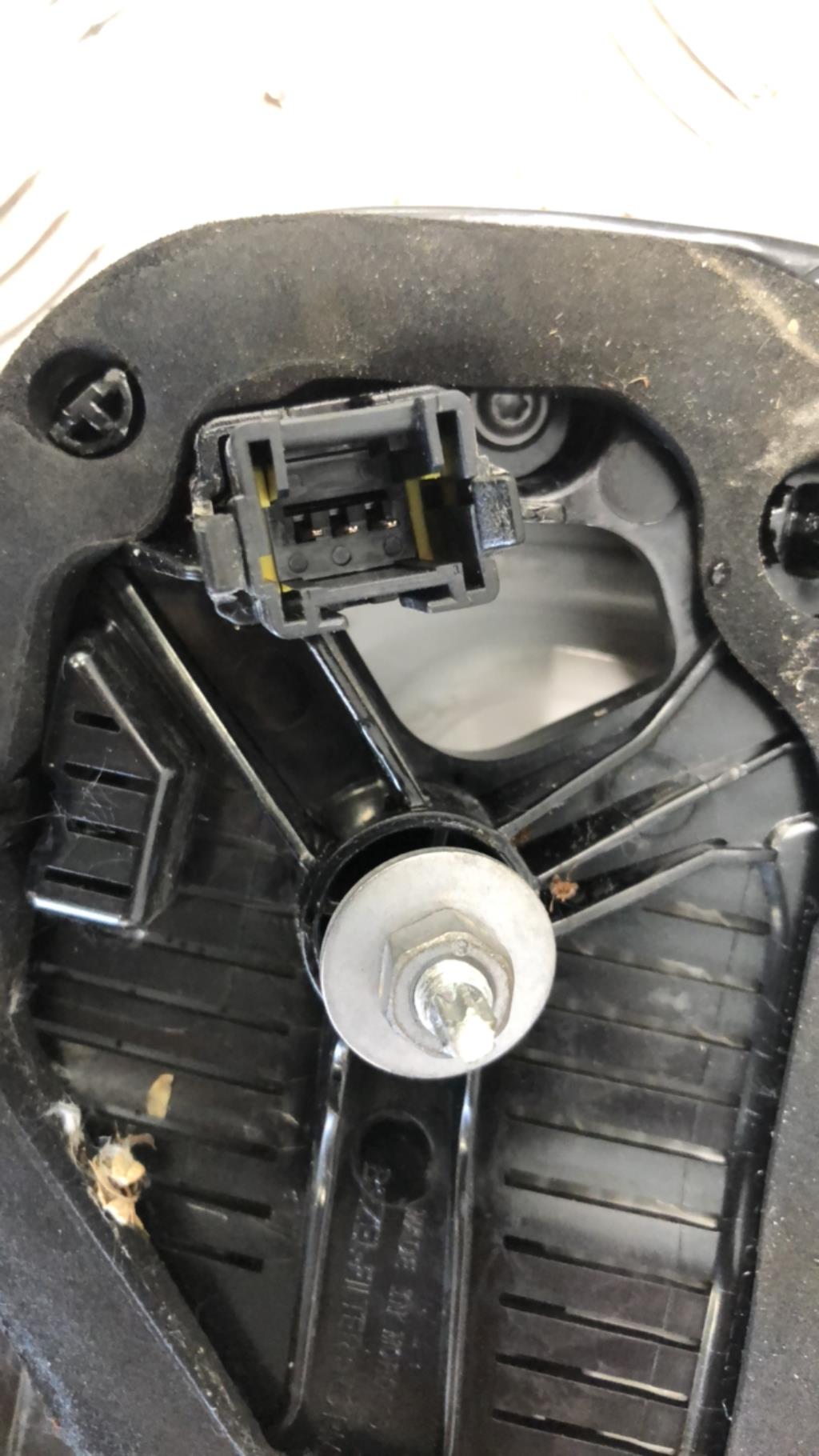 Feu arriere secondaire gauche (feux) CITROEN C4 CACTUS  - 1