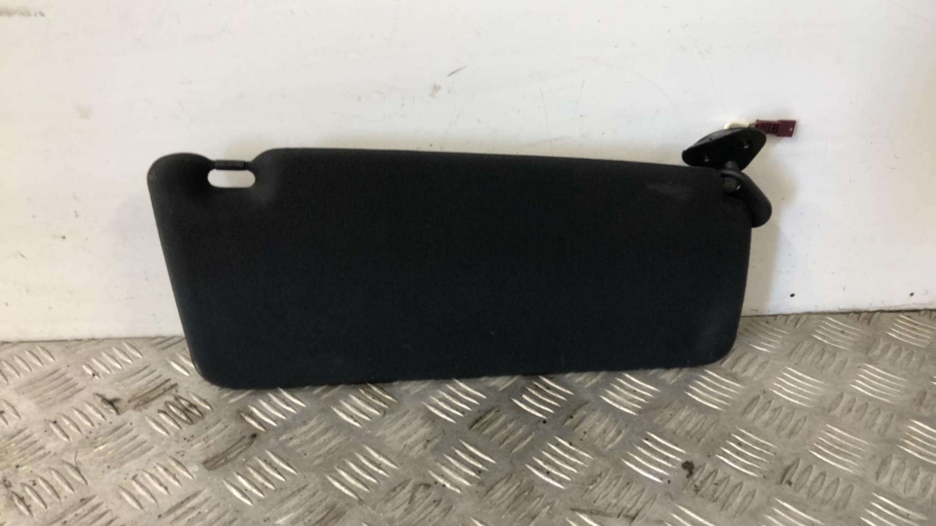 Pare soleil gauche BMW X5 E53 Diesel - 1