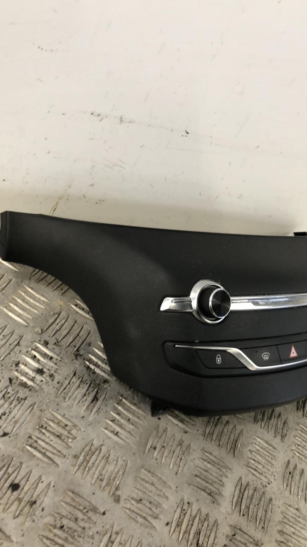 Console central (interieur plastique) PEUGEOT 308 2 PHASE 1  - 1