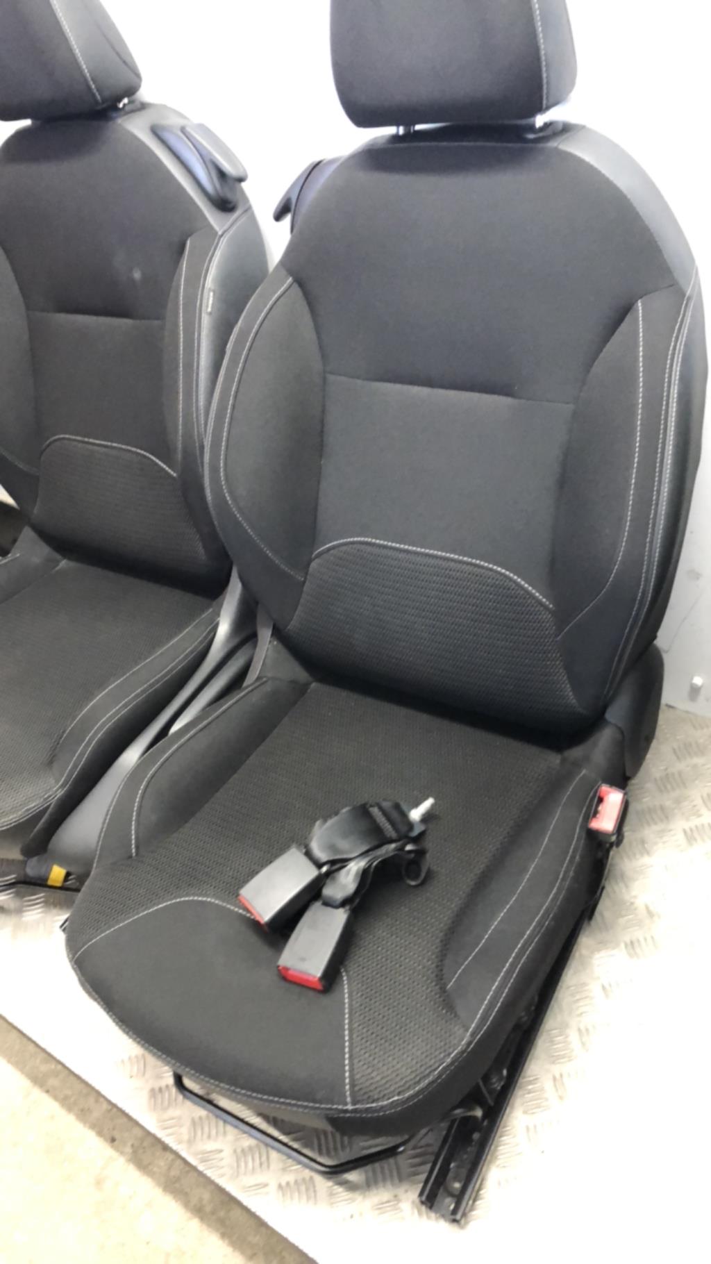 Interieur complet CITROEN DS3 PHASE 1  - 1