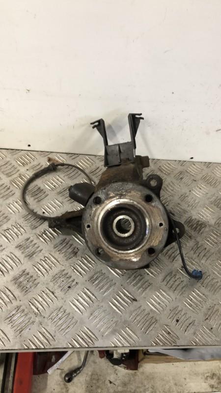 Moyeu avant droit PEUGEOT 206 PHASE 2  - 1