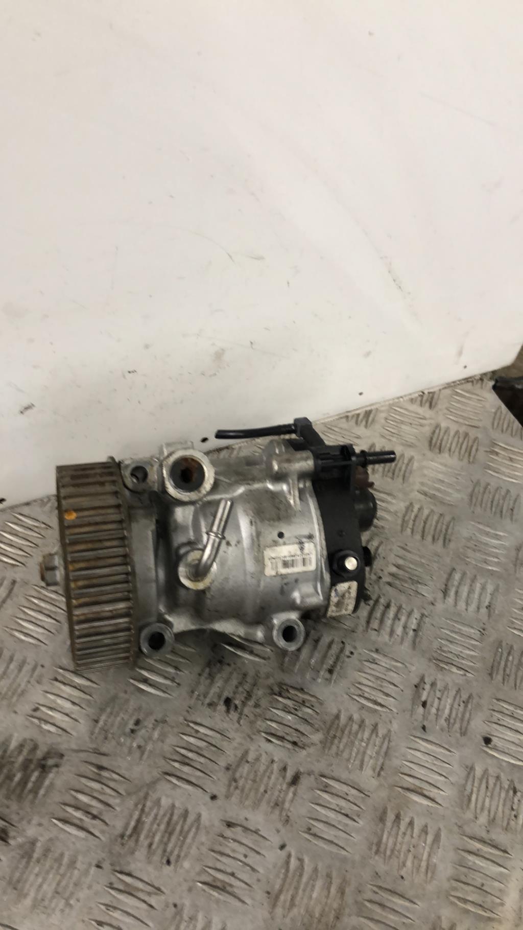Pompe à injection DACIA LOGAN MCV 1 PHASE 2 BREAK Diesel - 1