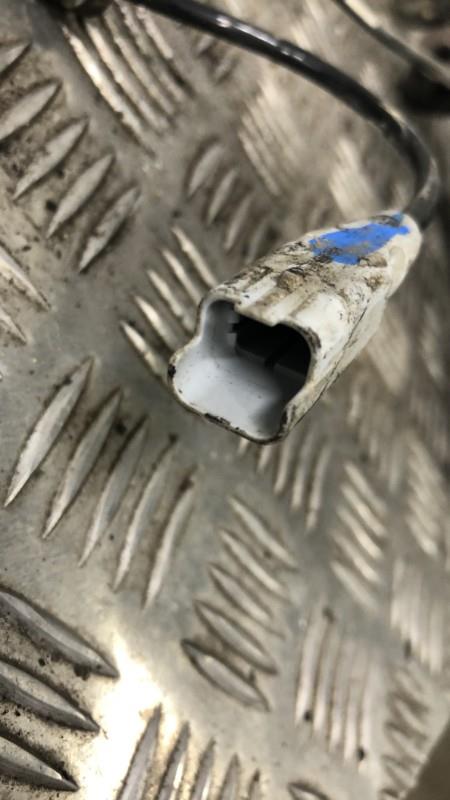 Moyeu avant droit CITROEN BERLINGO 2 PHASE 3  - 1