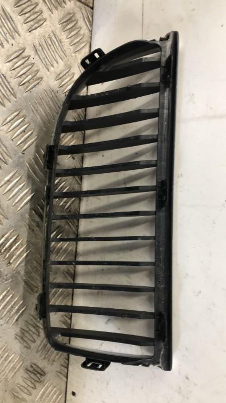 Grille de calandre gauche BMW SERIE 3 E90 PHASE 1  - 1