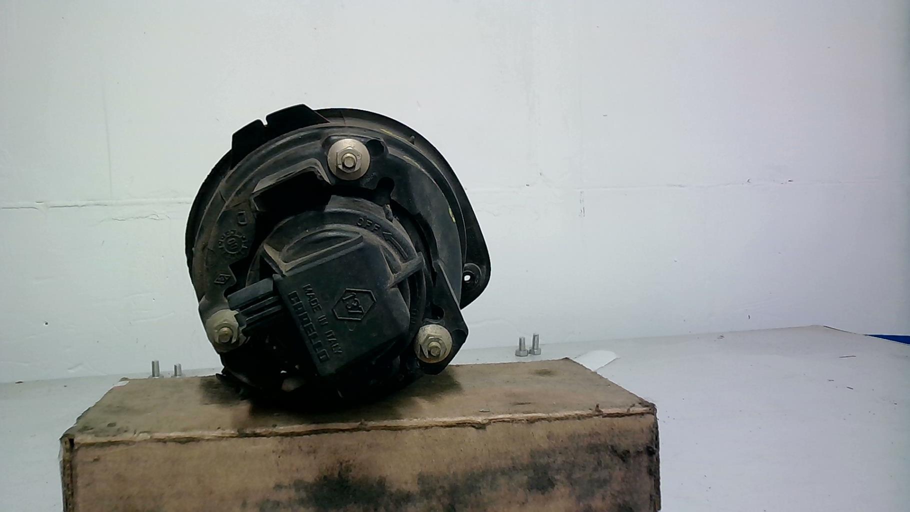 Fendinebbia sinistro (luce) RENAULT CLIO 2 PHASE 1  - 1