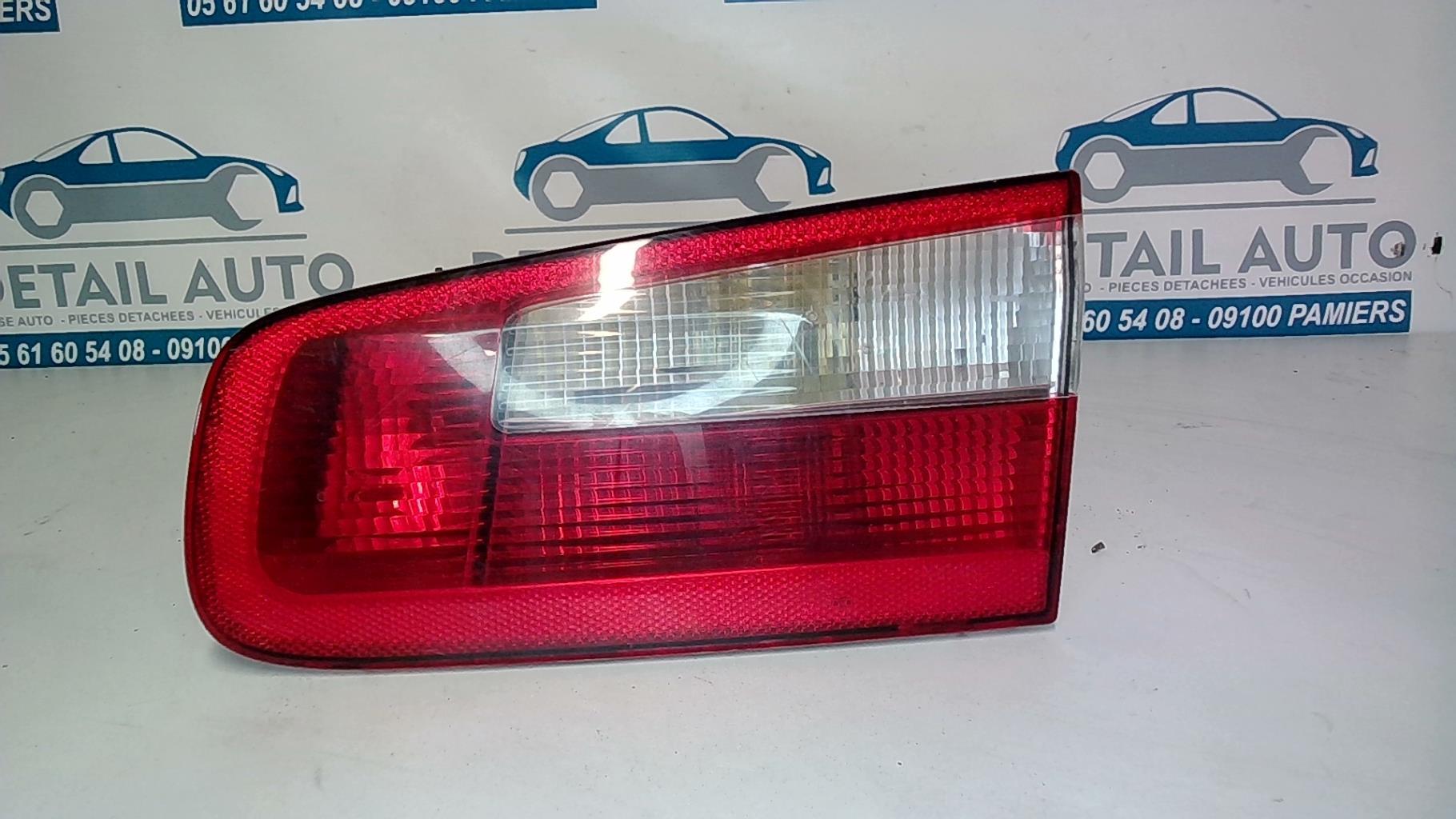 Feu arriere secondaire droit (feux) RENAULT LAGUNA 2 PHASE 1 Diesel - 1