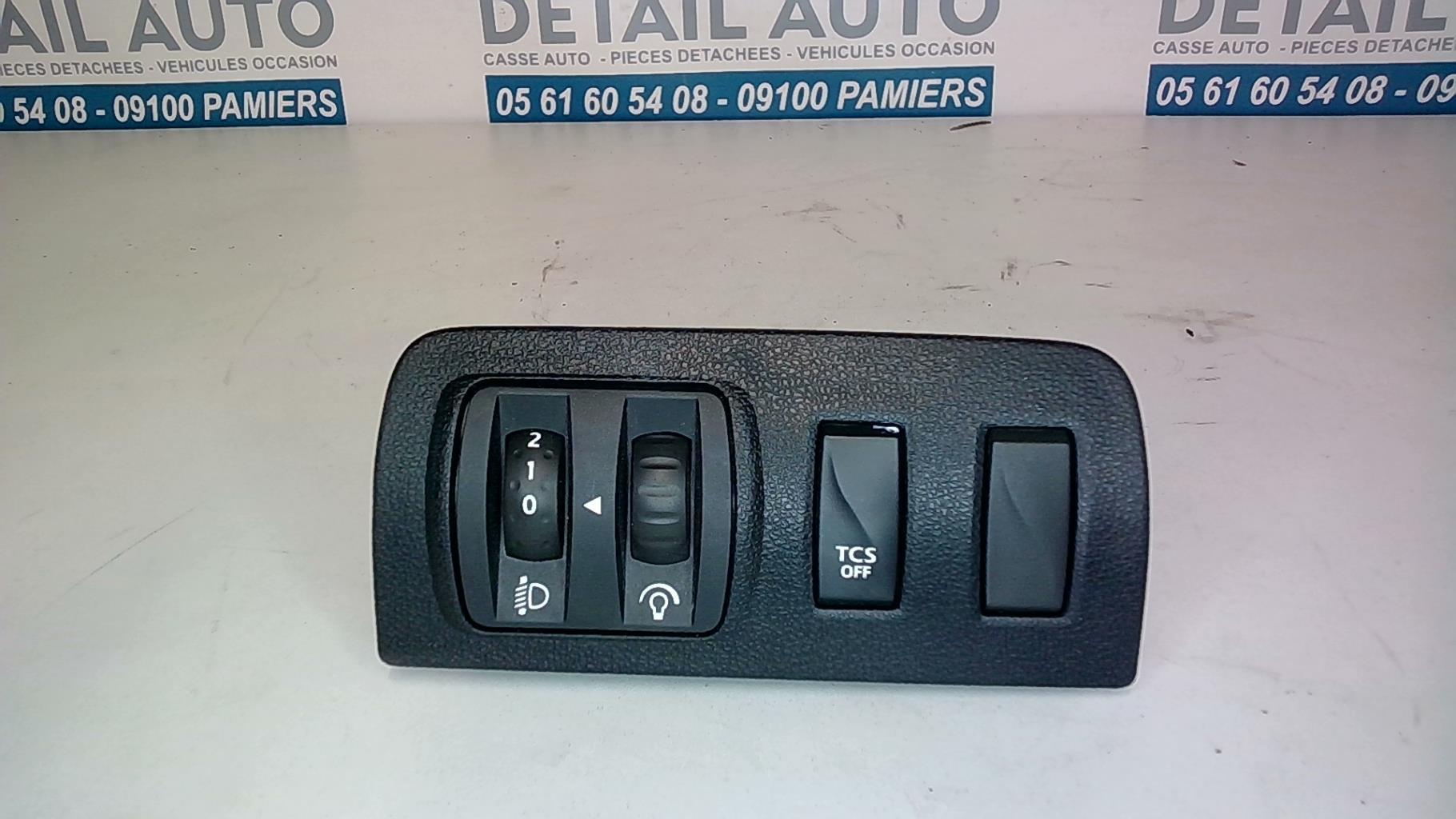 Commande de reglage hauteur de phare RENAULT MEGANE 3 PHASE 1 BREAK Diesel - 1