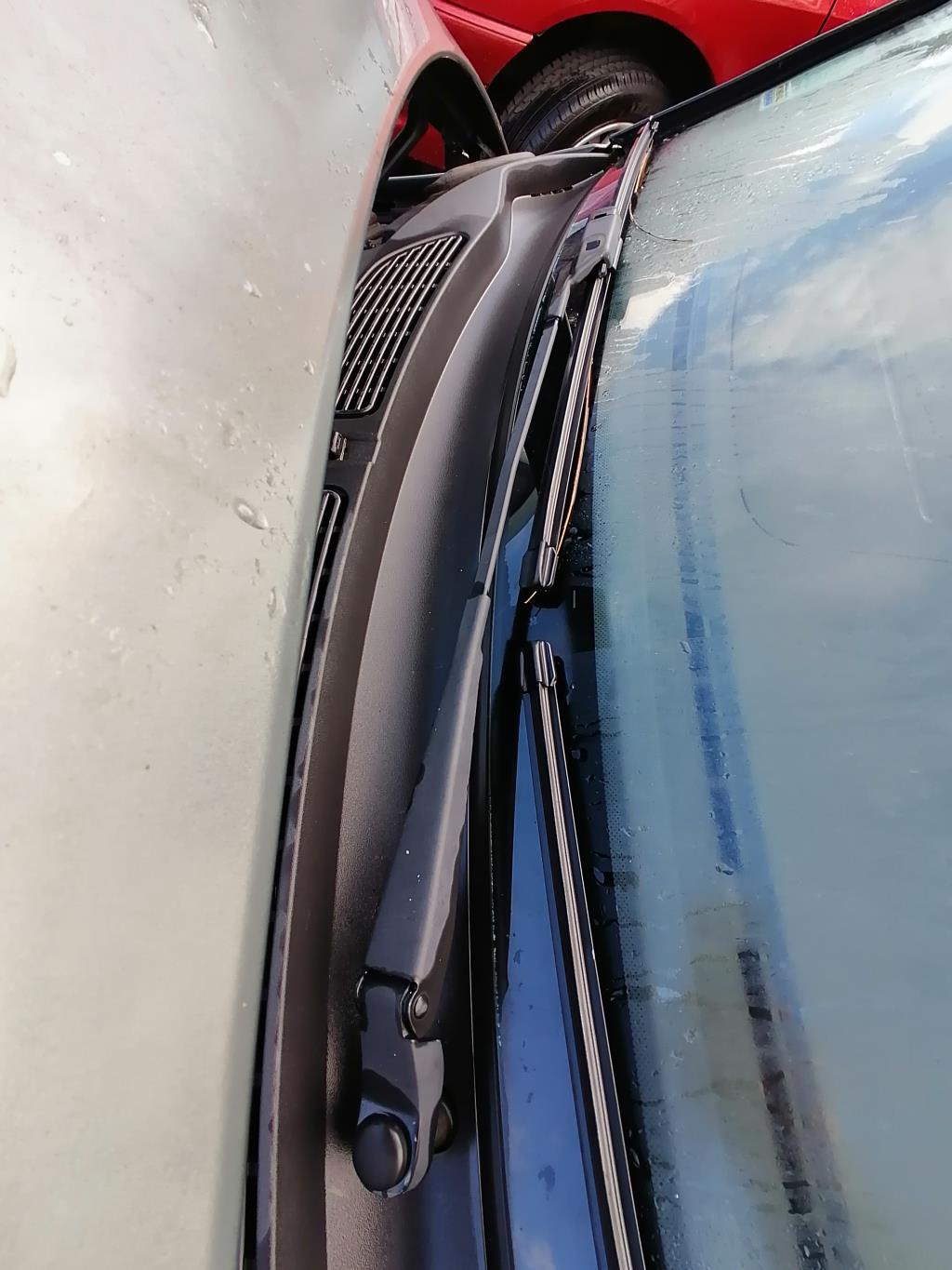 Braccio tergicristallo anteriore destro SKODA ROOMSTER PHASE 1 Diésel - 1