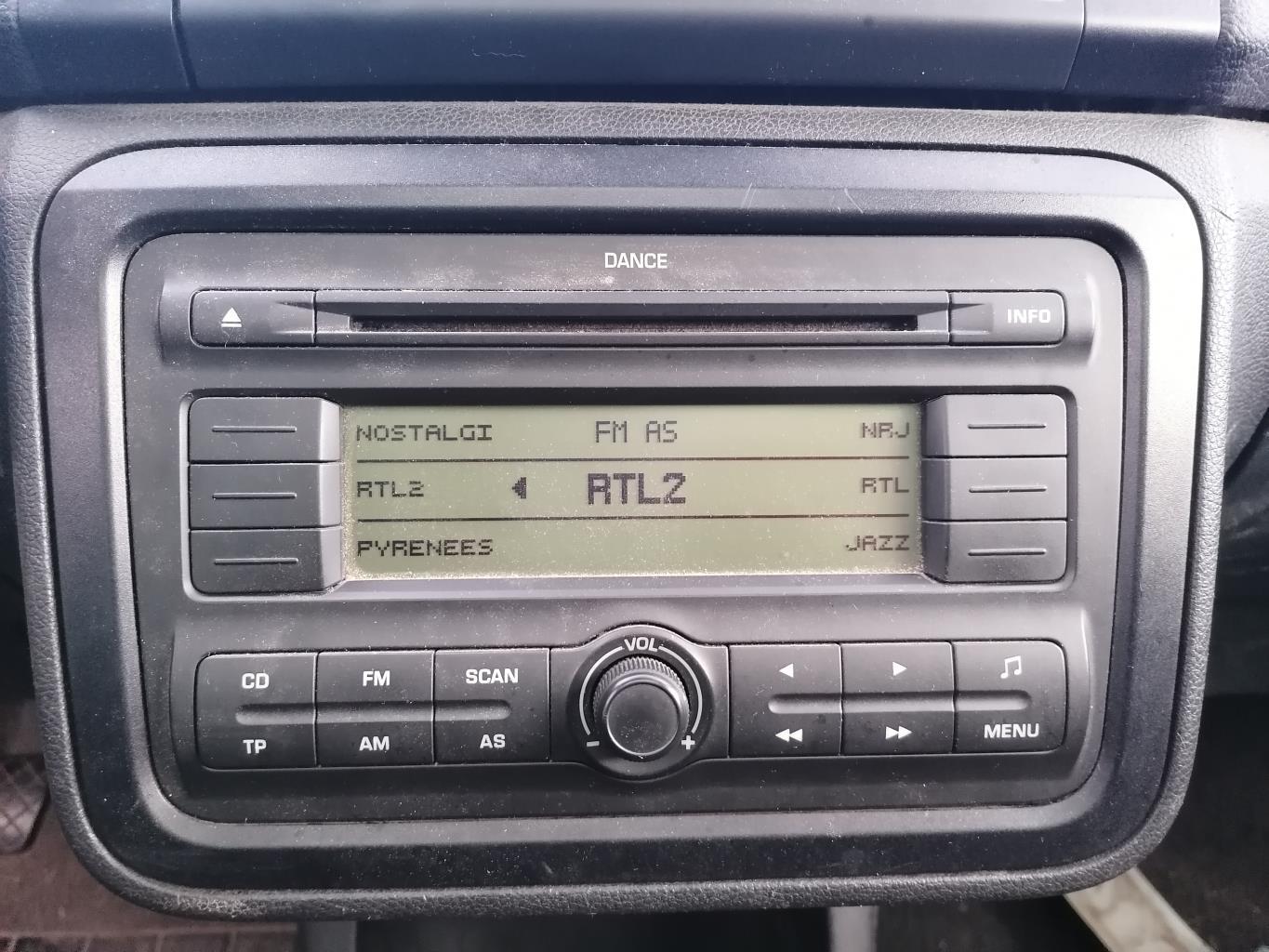 Autoradio SKODA ROOMSTER PHASE 1 Diésel - 1