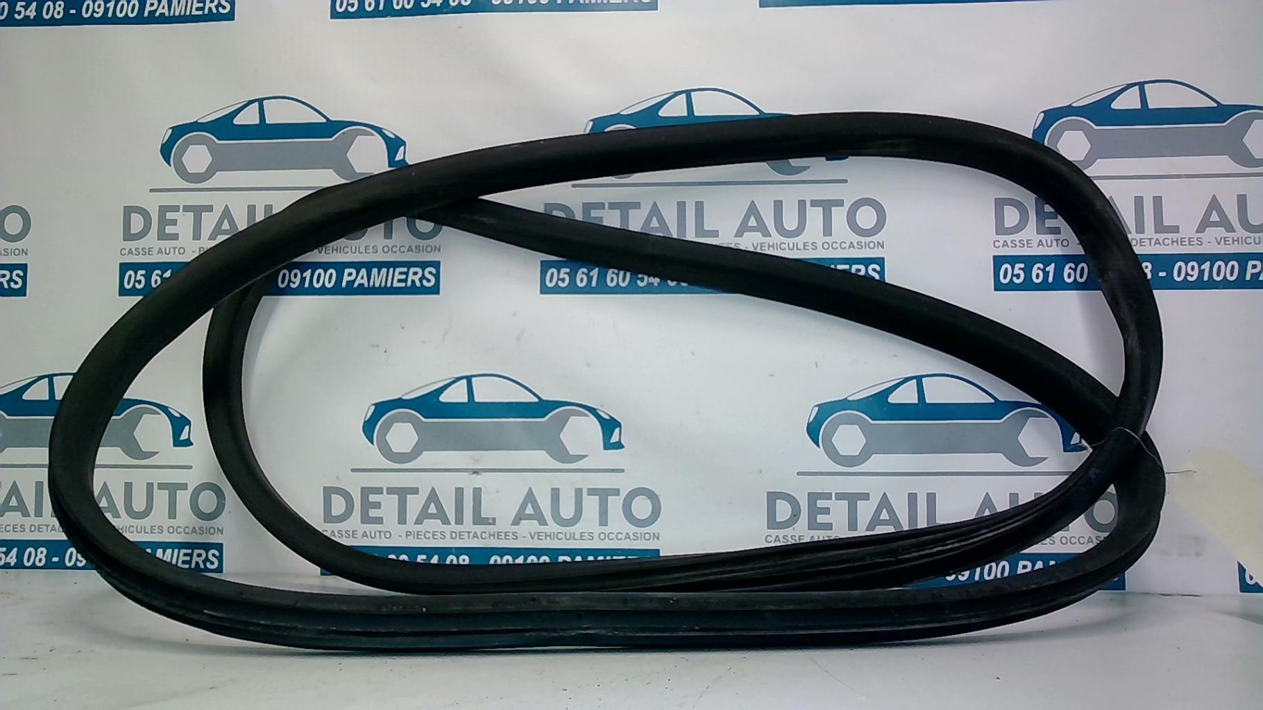 Guarnizione sportello anteriore destro RENAULT CLIO 4 PHASE 2 Diésel - 1
