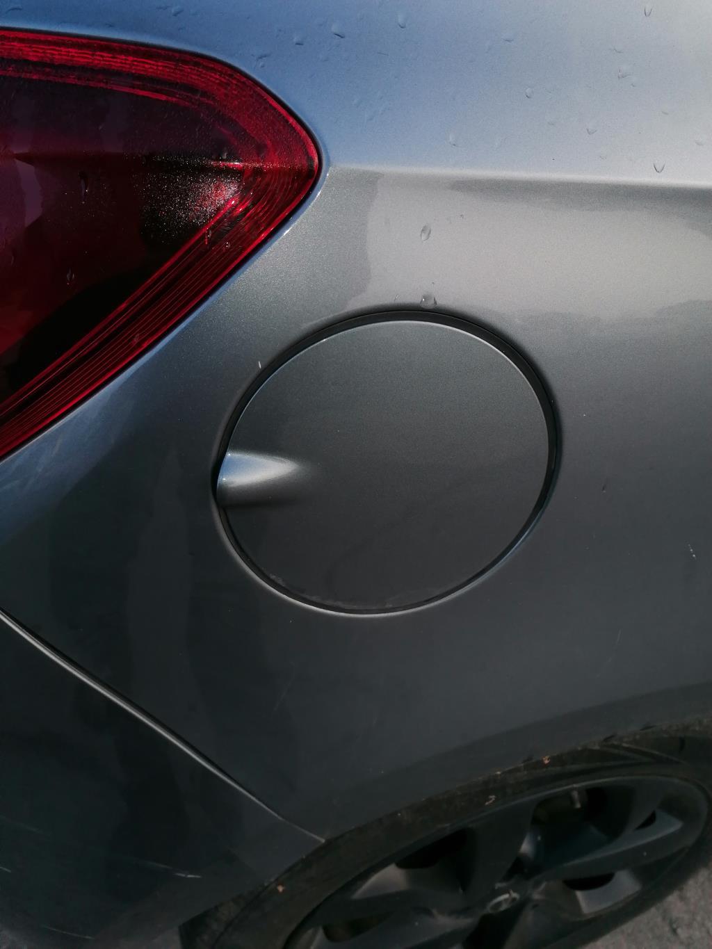 Trappe d'essence OPEL CORSA E Essence - 1