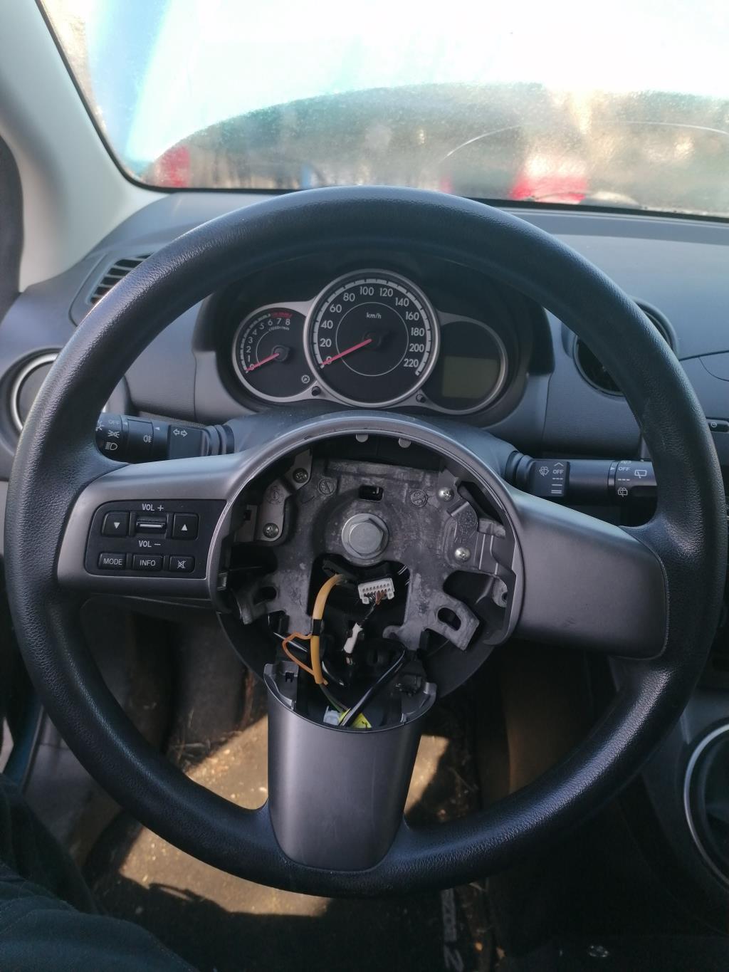 Volant MAZDA 2 2 PHASE 2 Diesel - 1