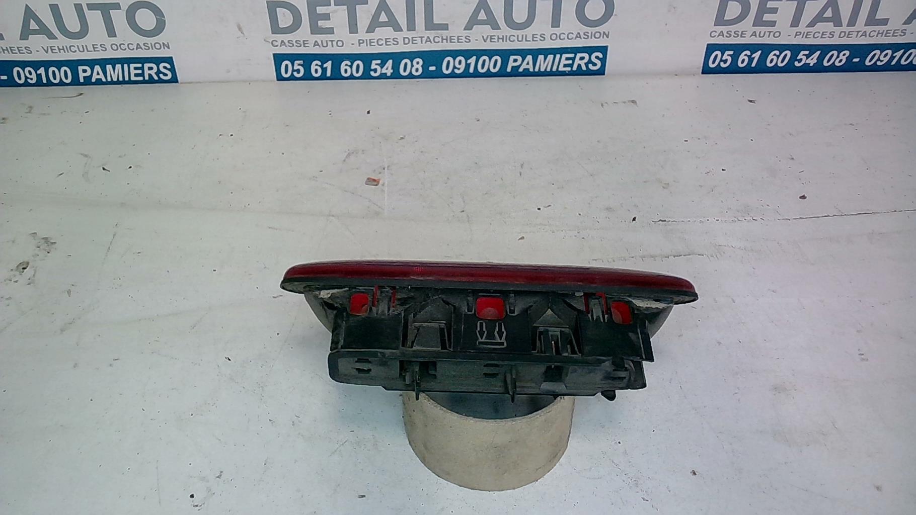 Feu arriere stop central RENAULT CLIO 1 PHASE 3  - 1