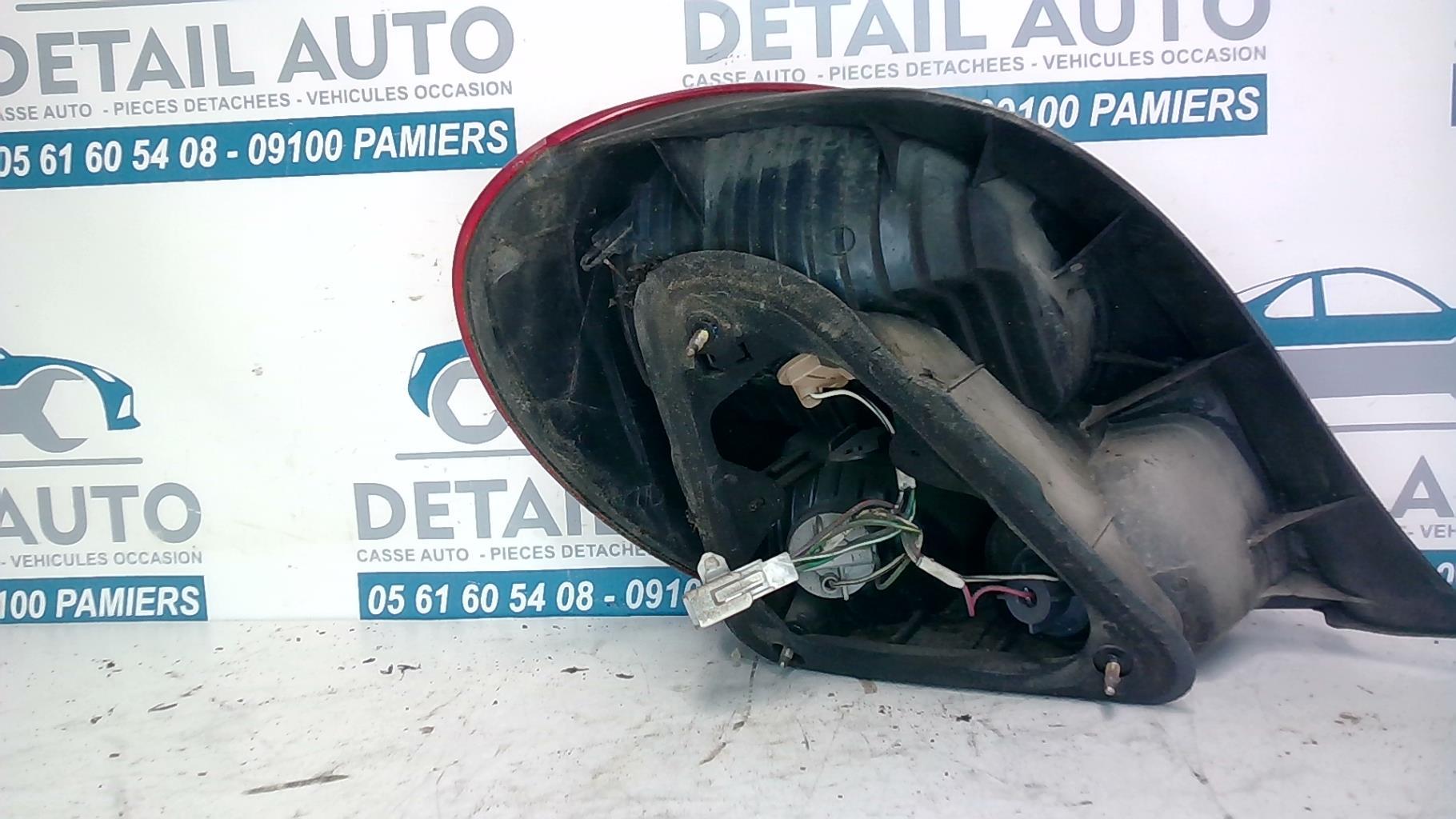 Fanale posteriore principale destro (luci) TOYOTA COROLLA 9 PHASE 1 Diésel - 1